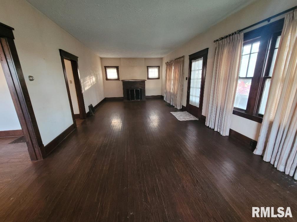 211 W Matthew Street, Sesser, Illinois image 21