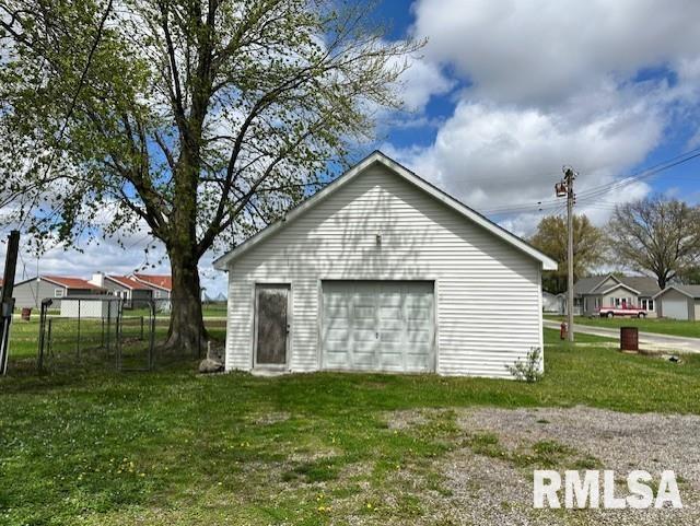 102 W Smithland Street, Murrayville, Illinois image 17