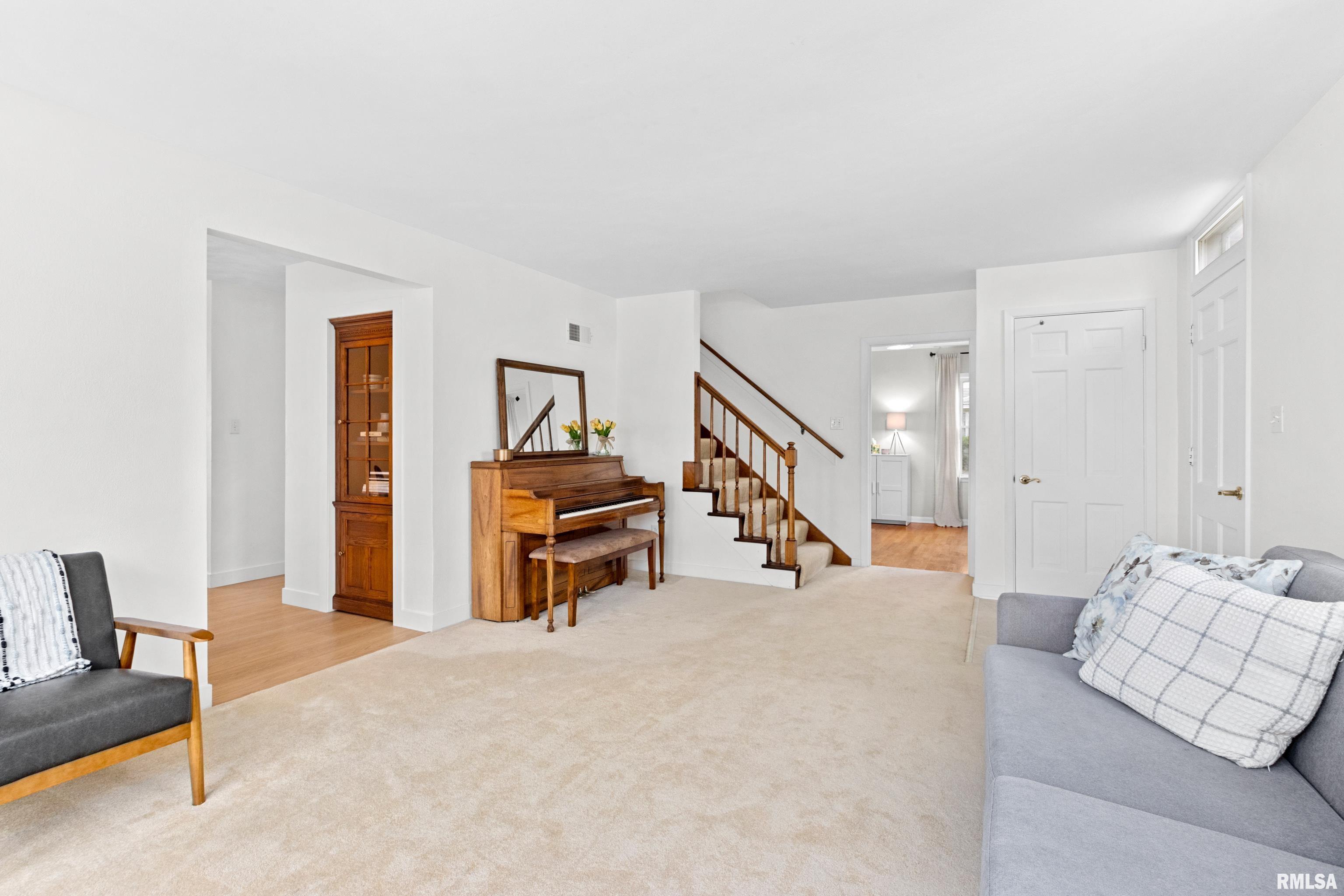 107 N 6th Street, Dunlap, Illinois image 10