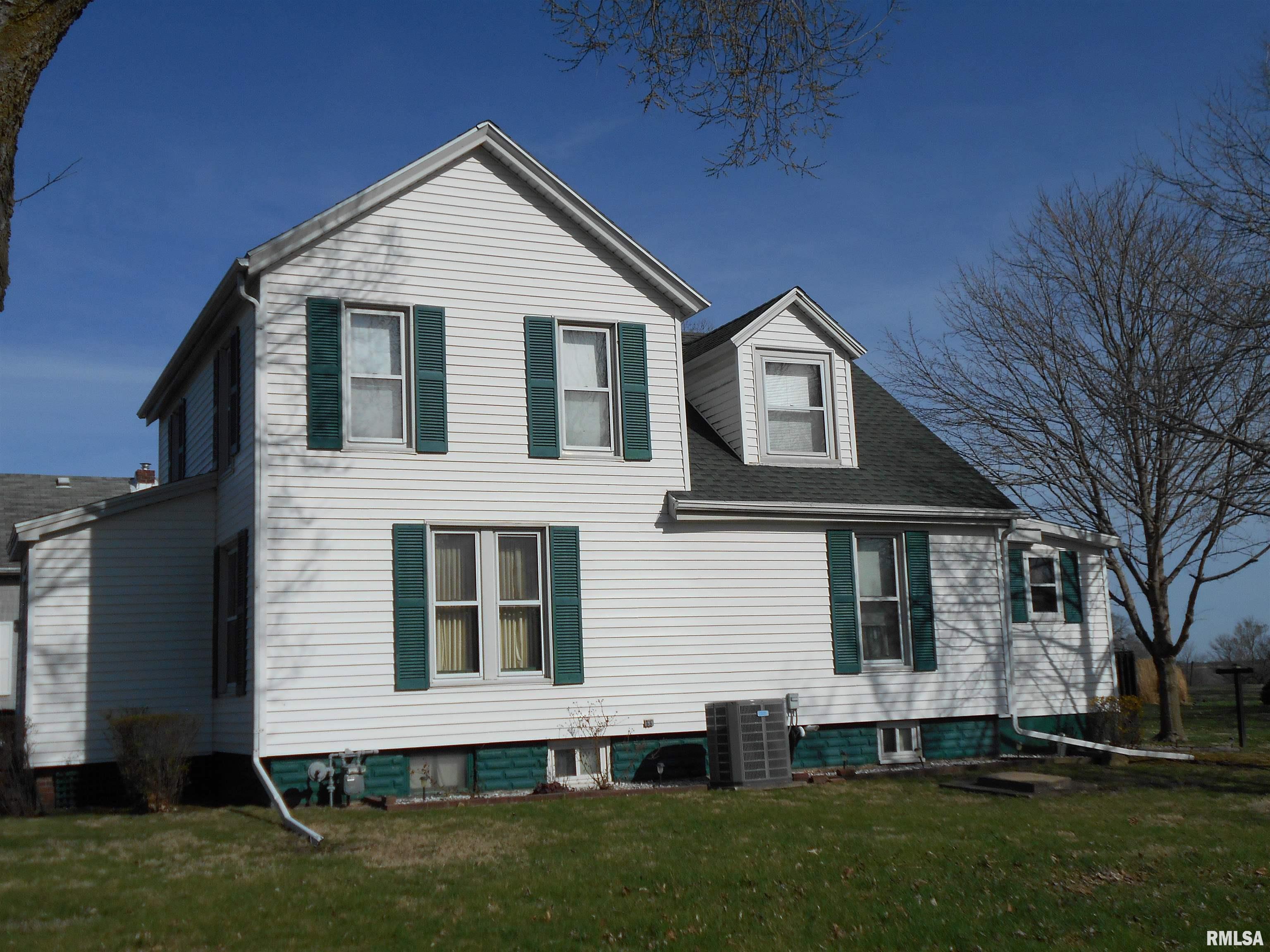 401 E Wood Street, Avon, Illinois image 3