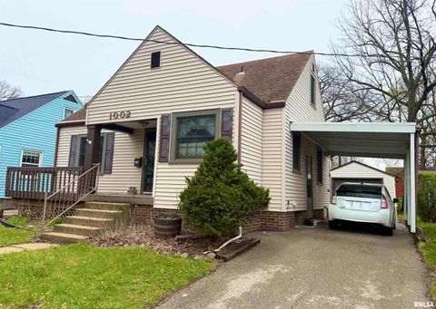 Photo of 1002 E WILLCOX Avenue, Peoria, IL 61603 (MLS # PA1265293)