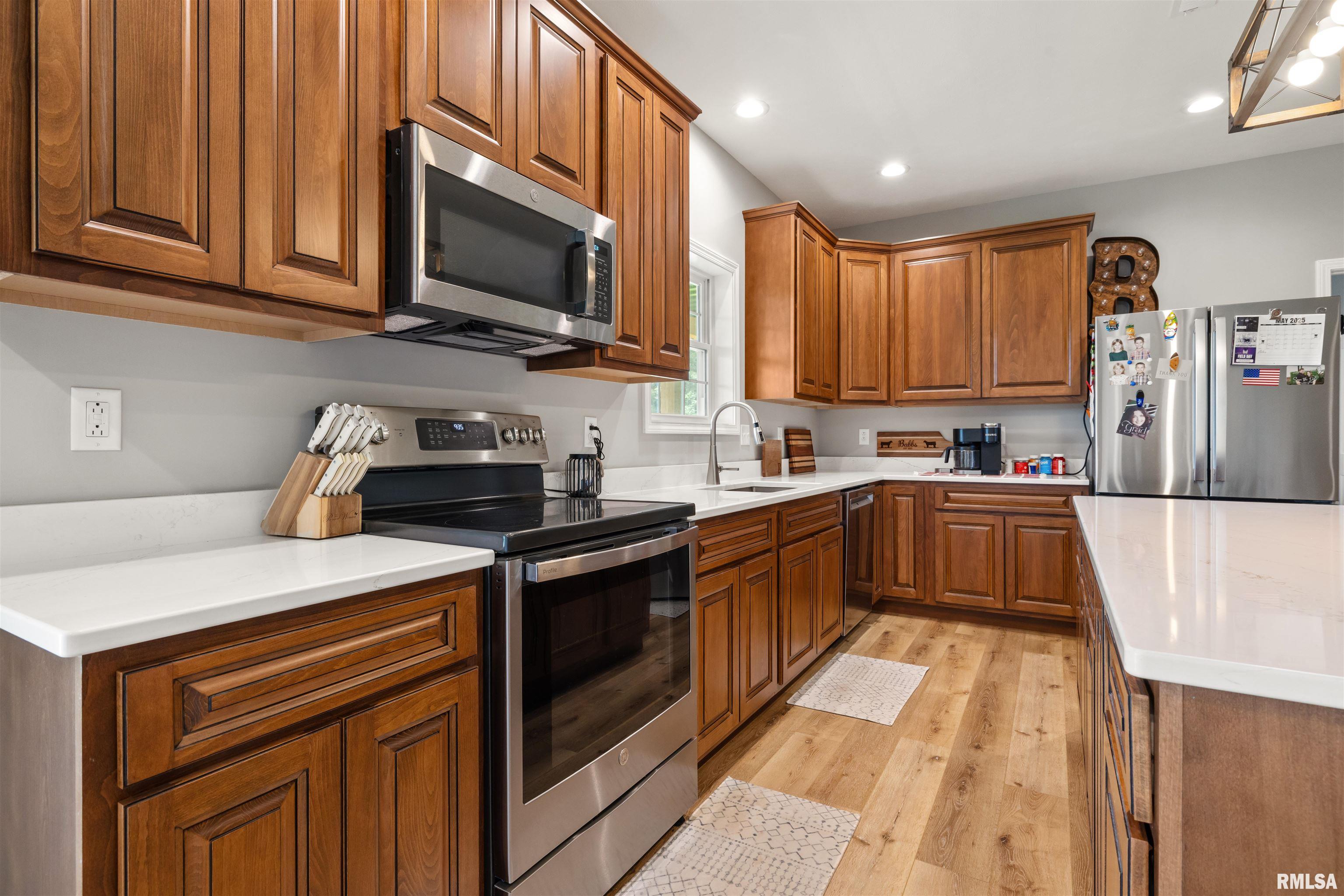 142 Oak Road, Harrisburg, Illinois image 15