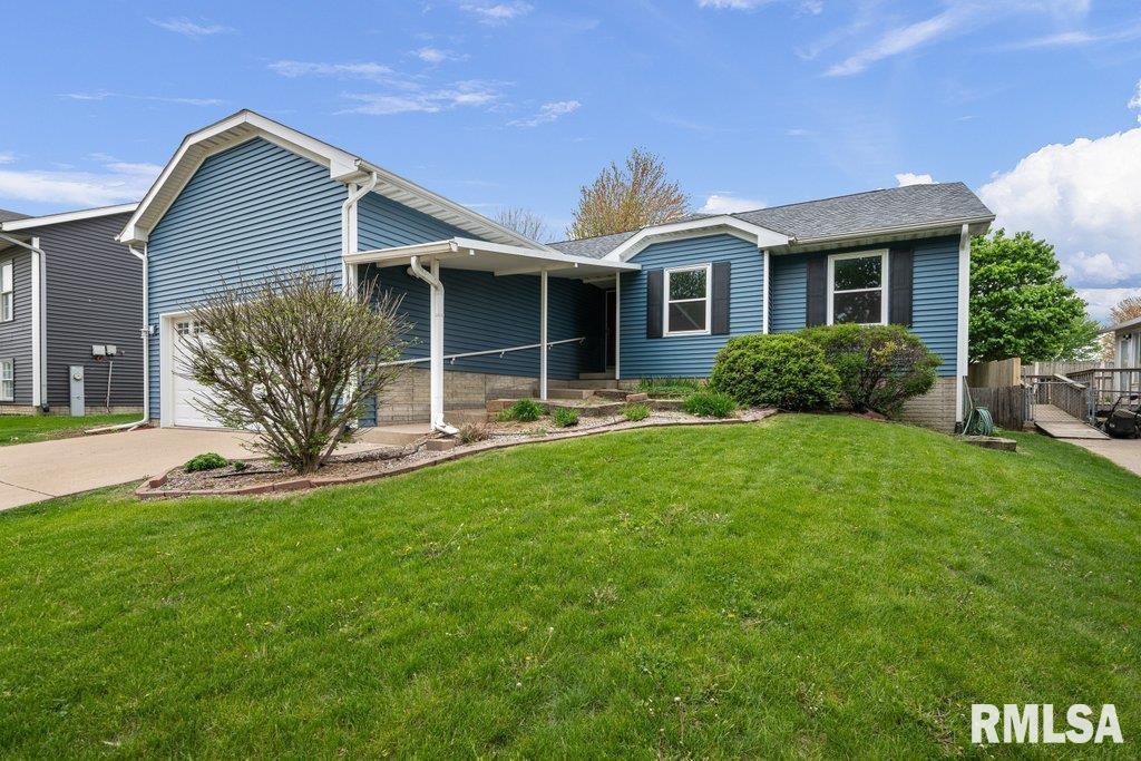 5528 Gaines Street, Davenport, Iowa image 2