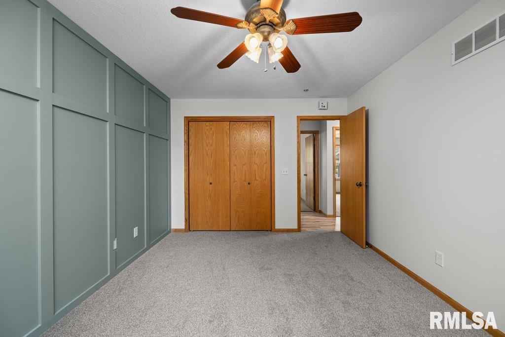 5528 Gaines Street, Davenport, Iowa image 16