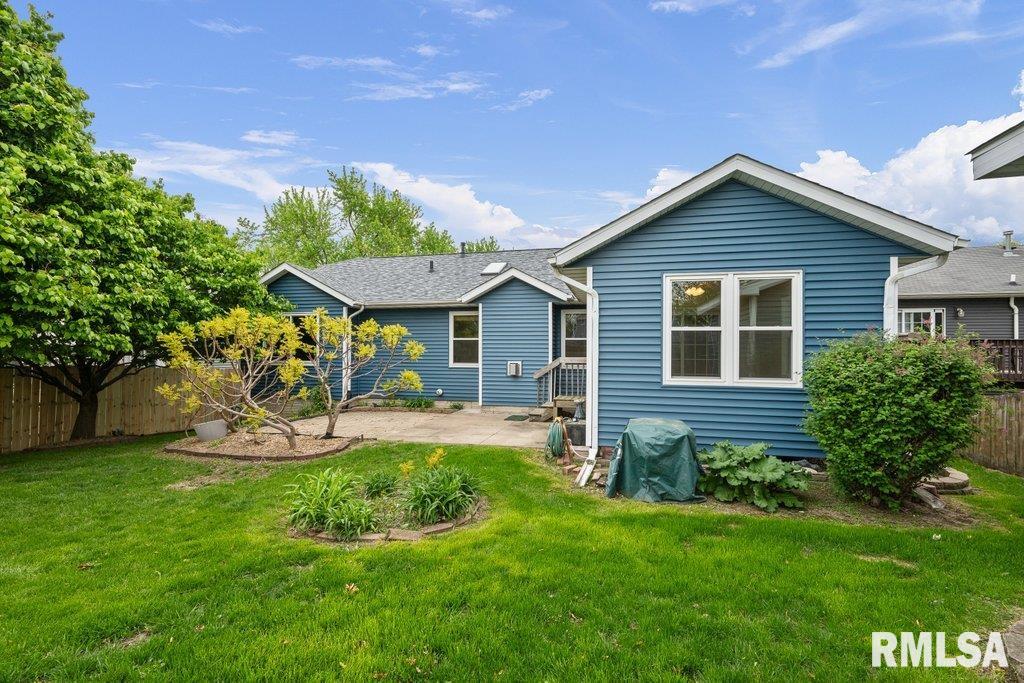 5528 Gaines Street, Davenport, Iowa image 24
