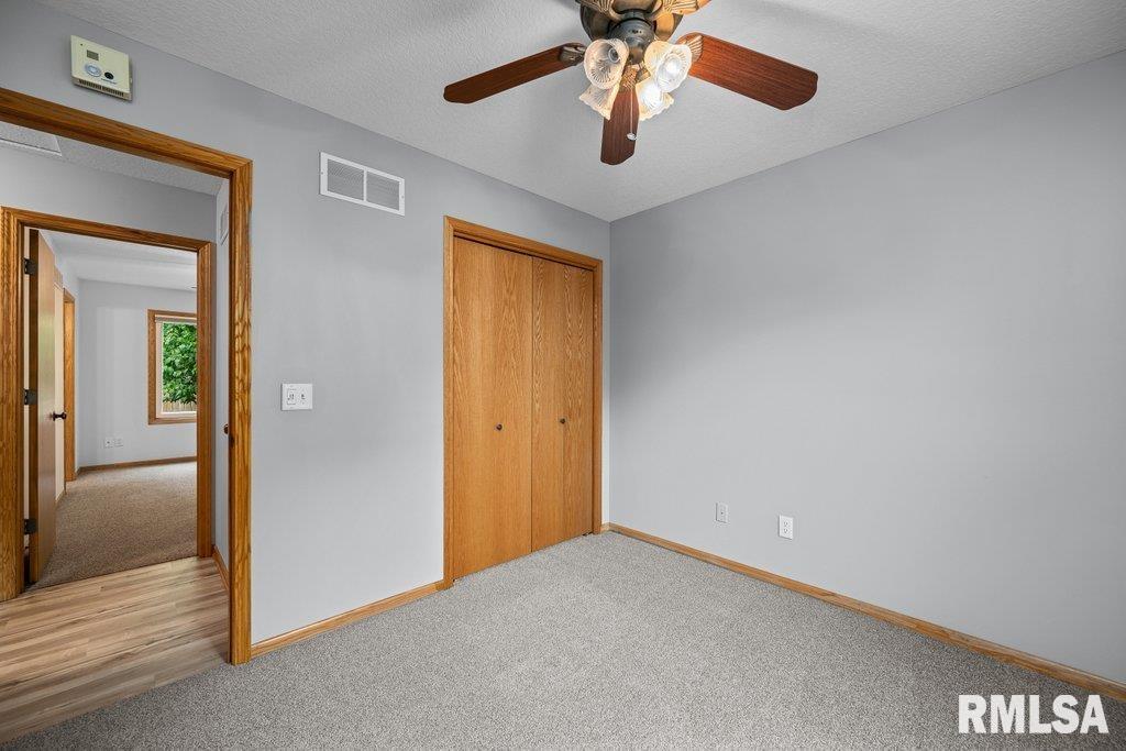 5528 Gaines Street, Davenport, Iowa image 18