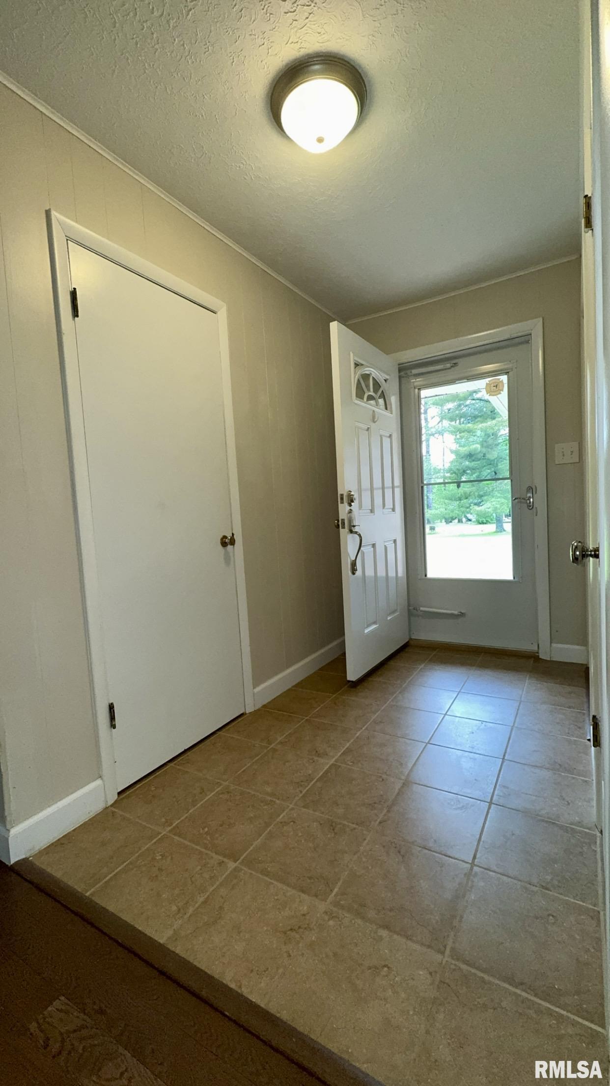 112 Prairie Road, Carterville, Illinois image 12