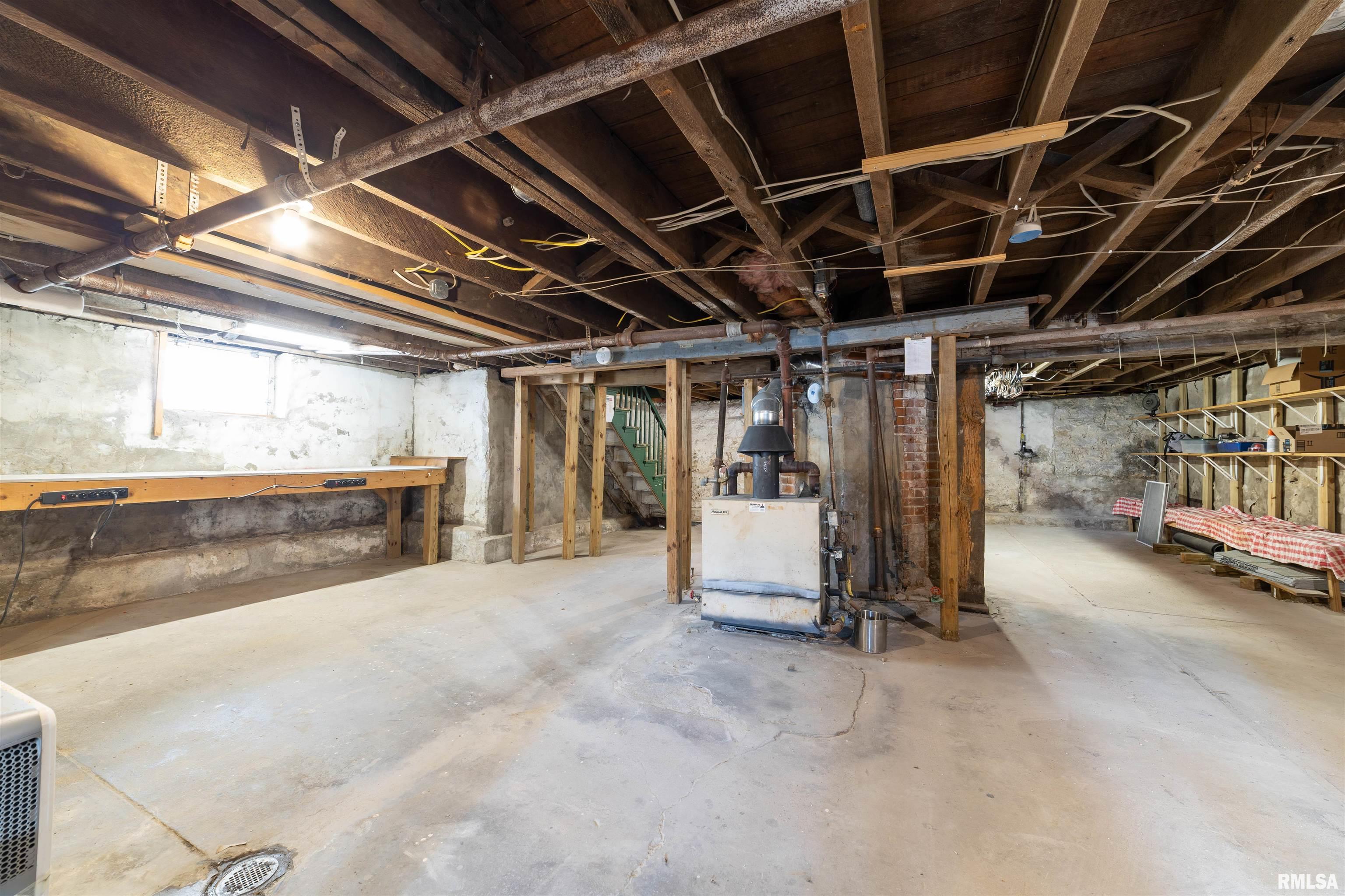 828 Spruce Street, Quincy, Illinois image 29