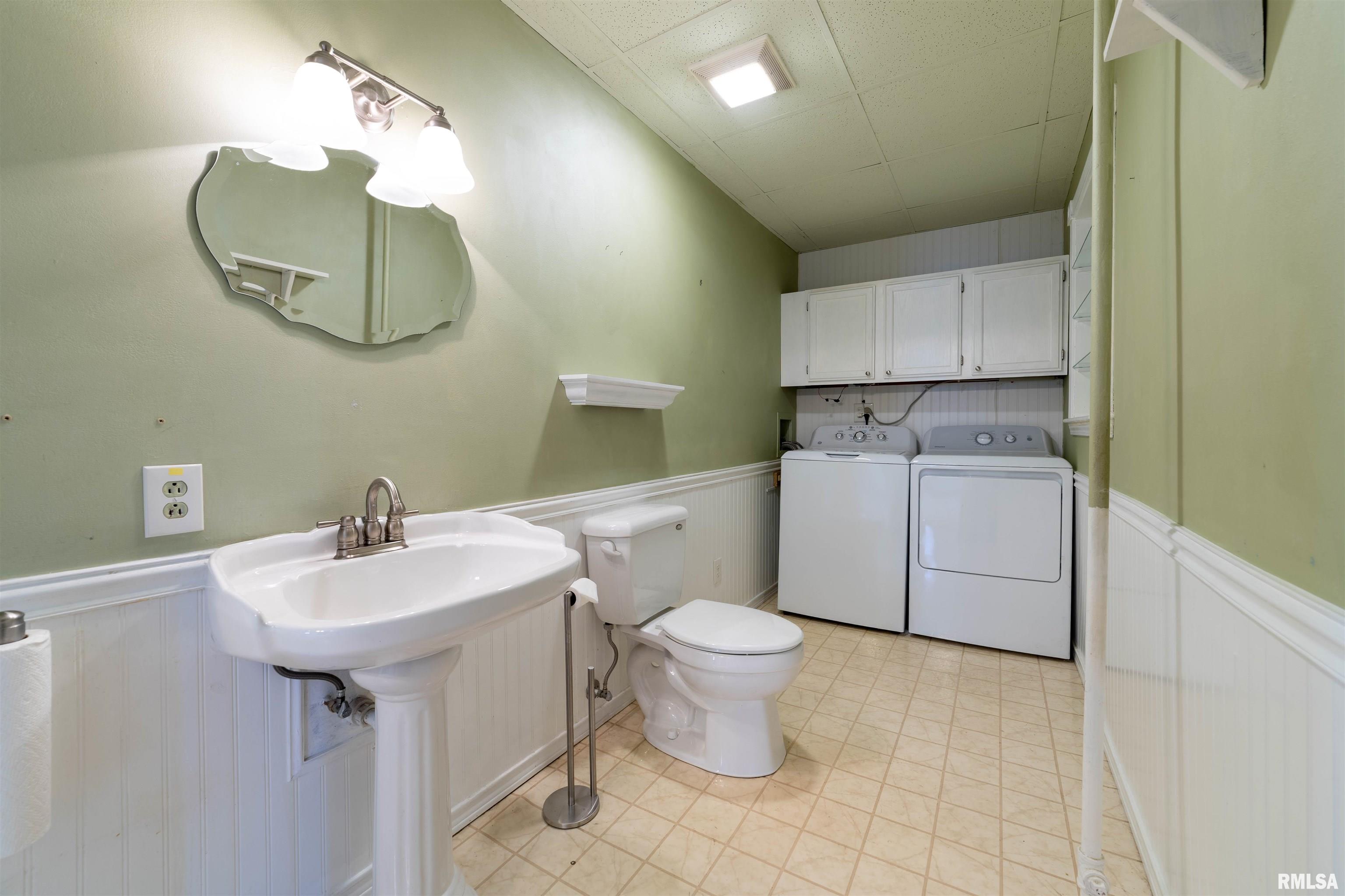 828 Spruce Street, Quincy, Illinois image 17