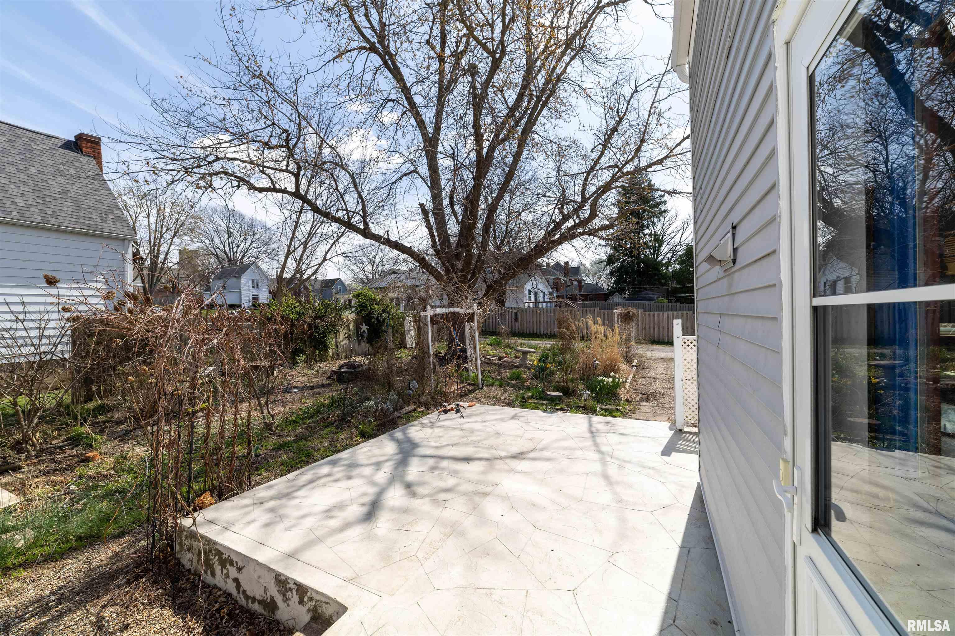 828 Spruce Street, Quincy, Illinois image 30