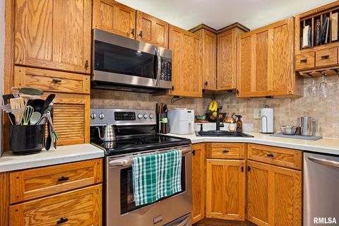 Photo of 4913 W WOODFERN Road, Peoria, IL 61607 (MLS # PA1265804)
