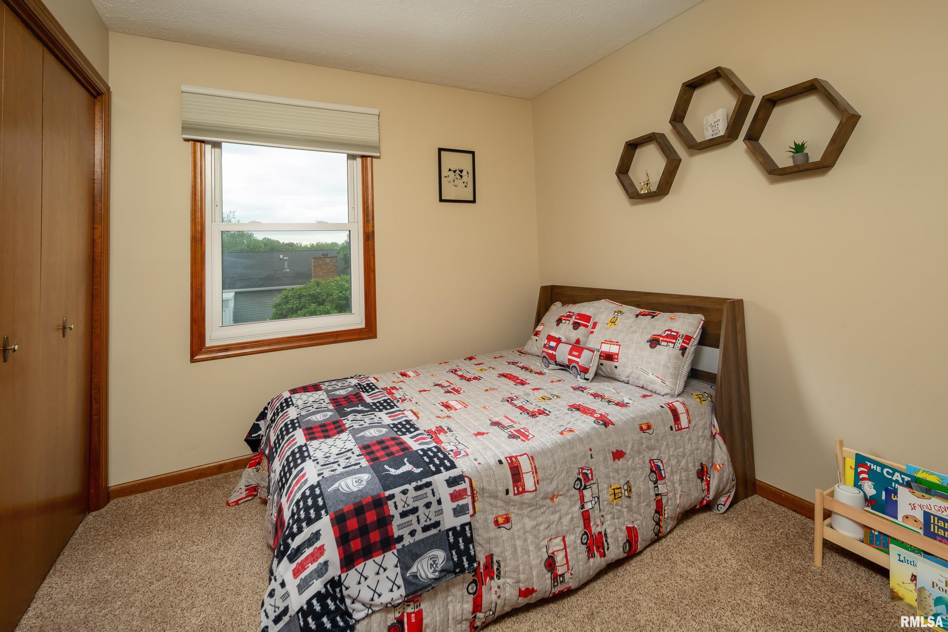 1425 W 48th Street, Davenport, Iowa image 21