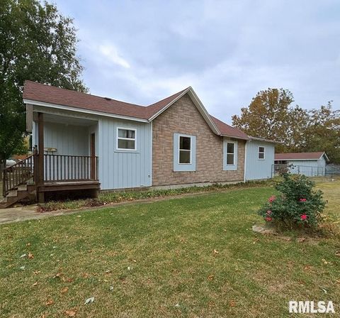 Photo of 1121 N BENEDICT Street, Chillicothe, IL 61523 (MLS # PA1265427)