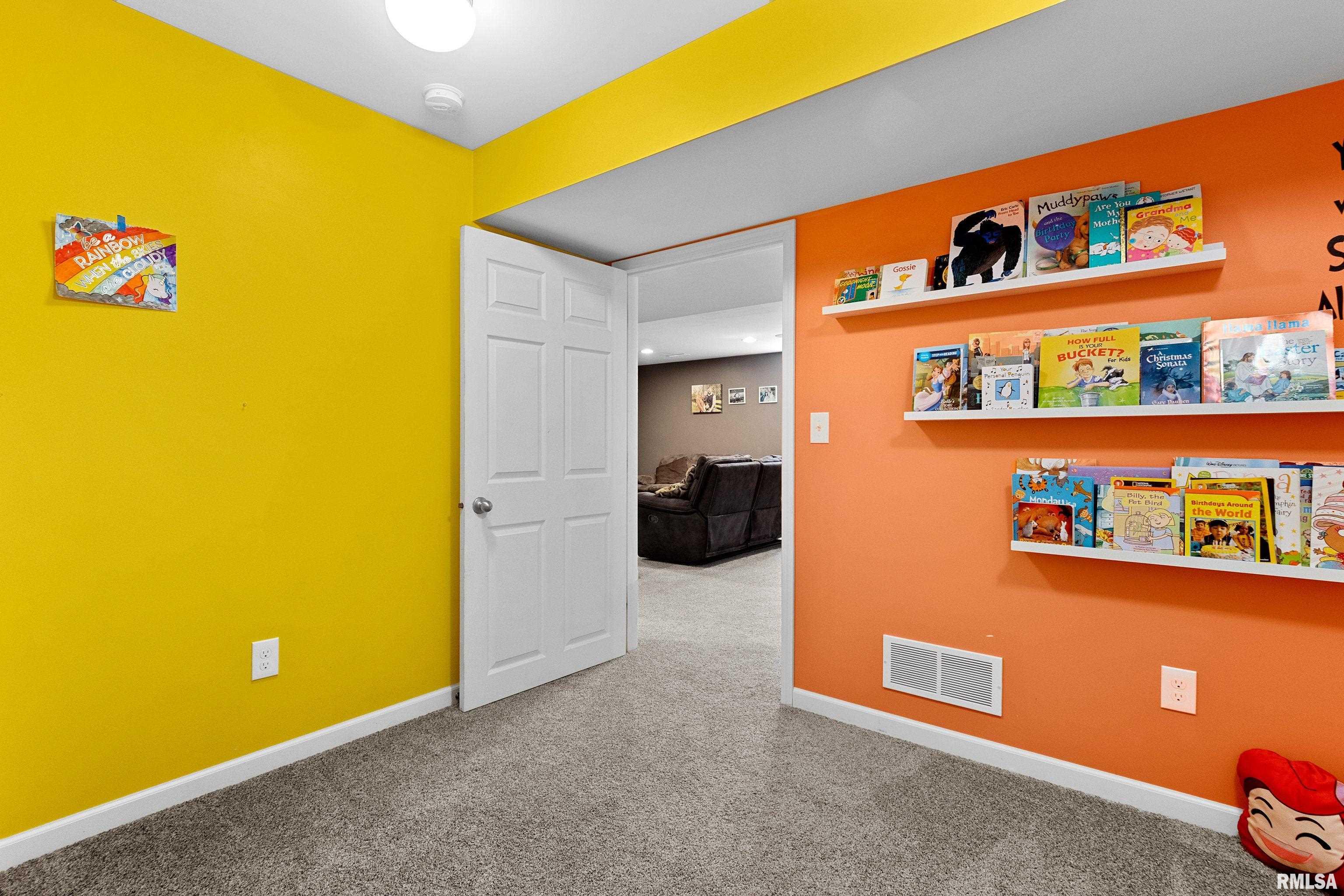 1204 W Cloverdale Road, Chillicothe, Illinois image 34