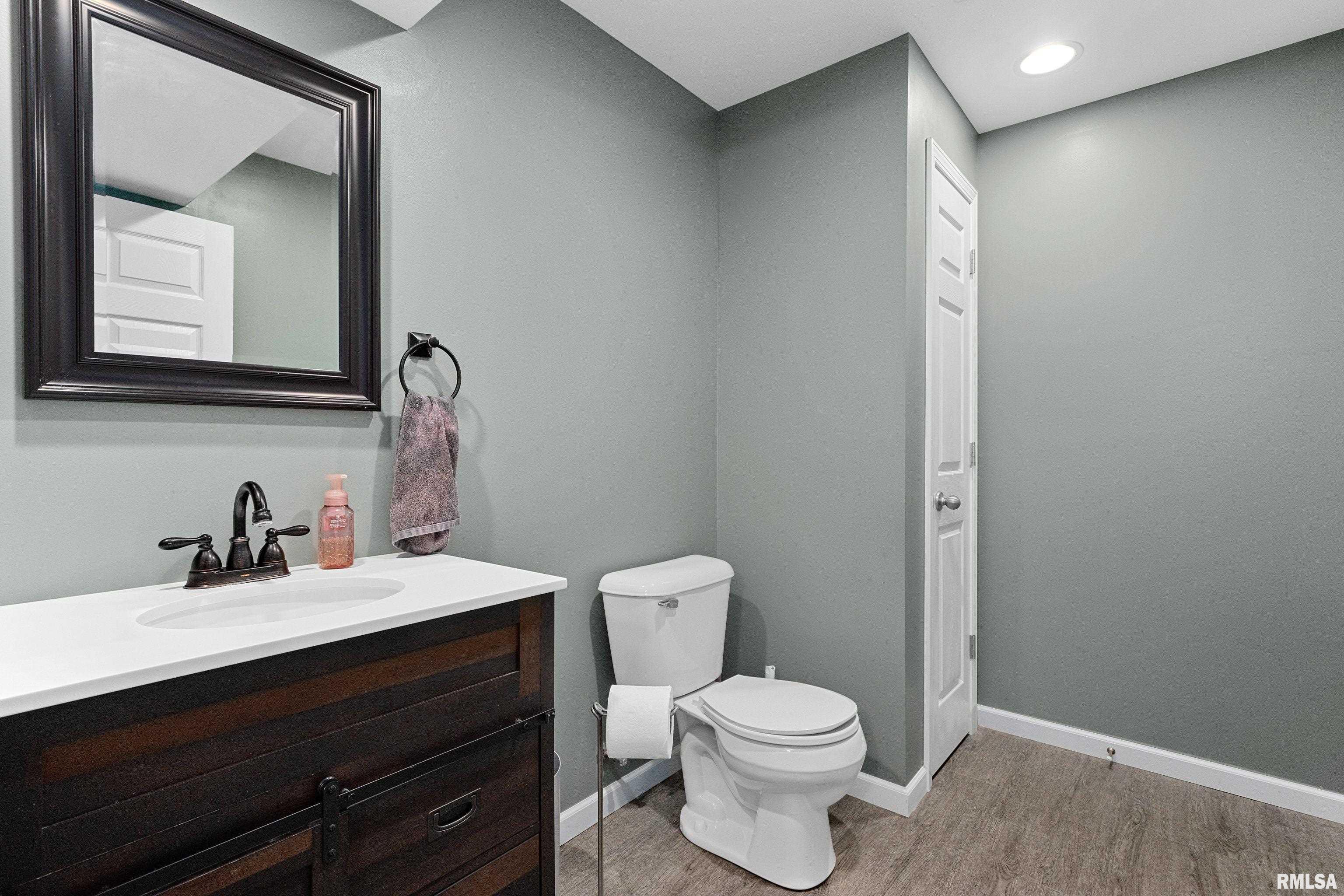 1204 W Cloverdale Road, Chillicothe, Illinois image 30