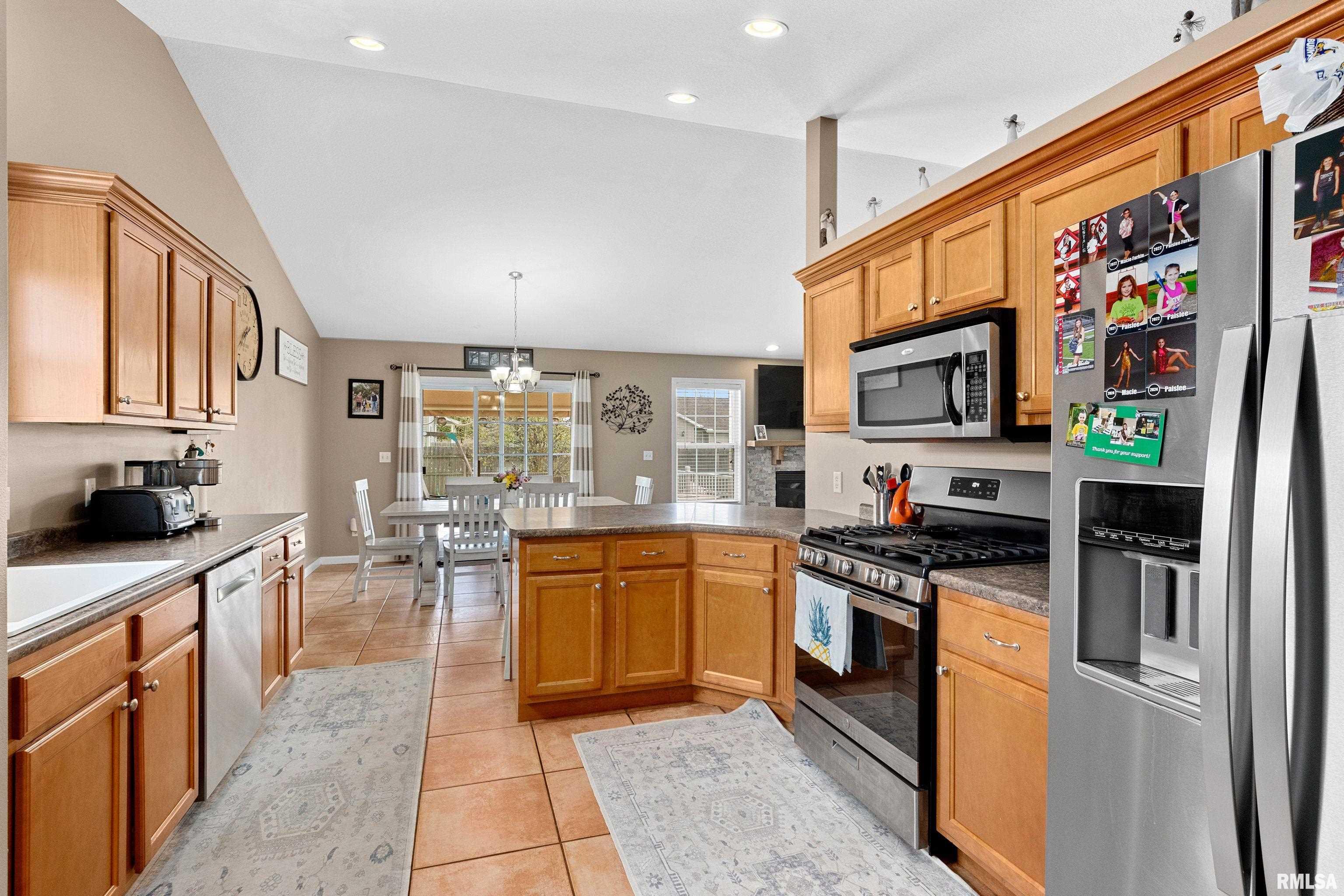 1204 W Cloverdale Road, Chillicothe, Illinois image 9
