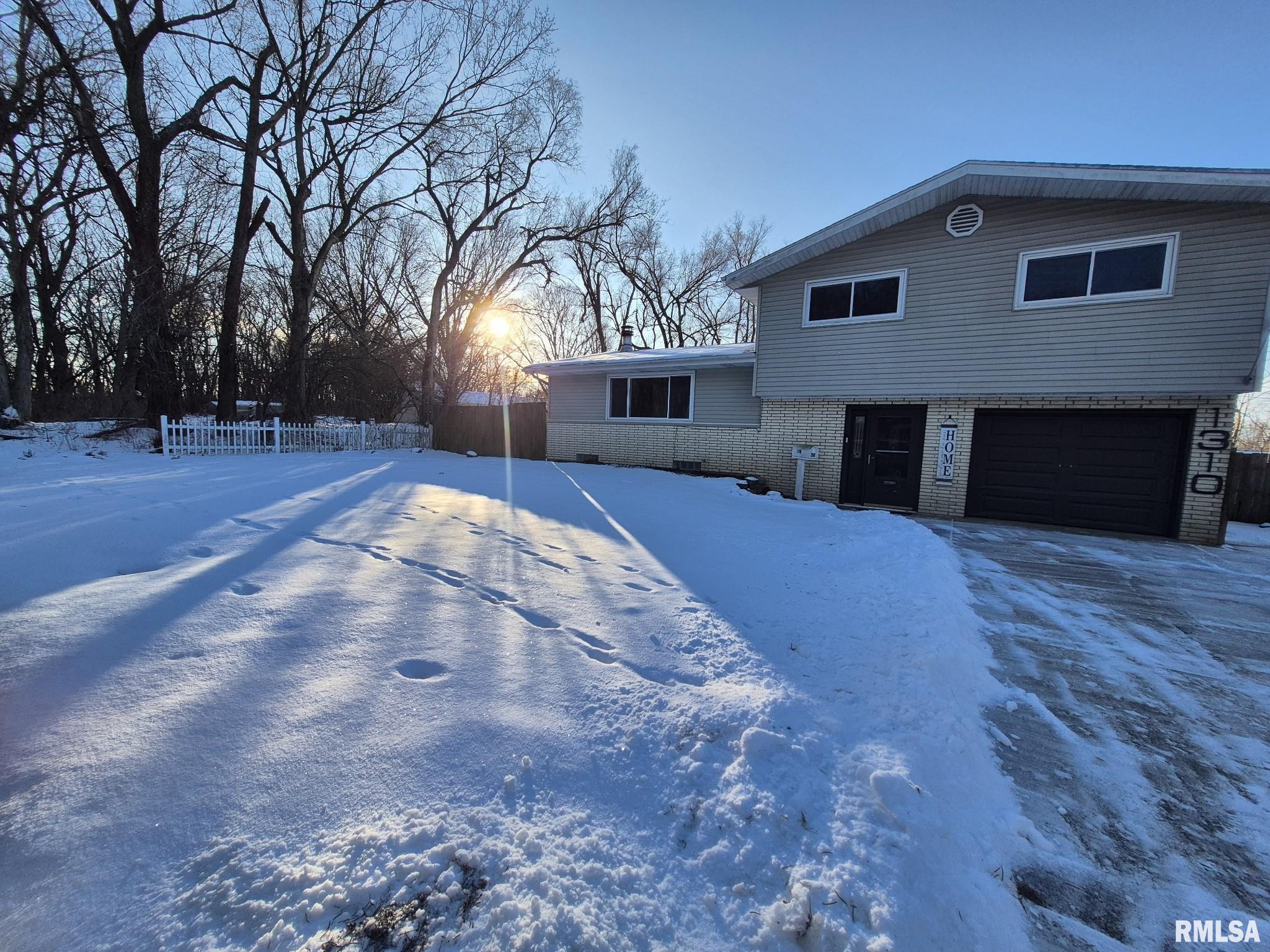 1310 Coolidge Avenue, Pekin, Illinois image 34