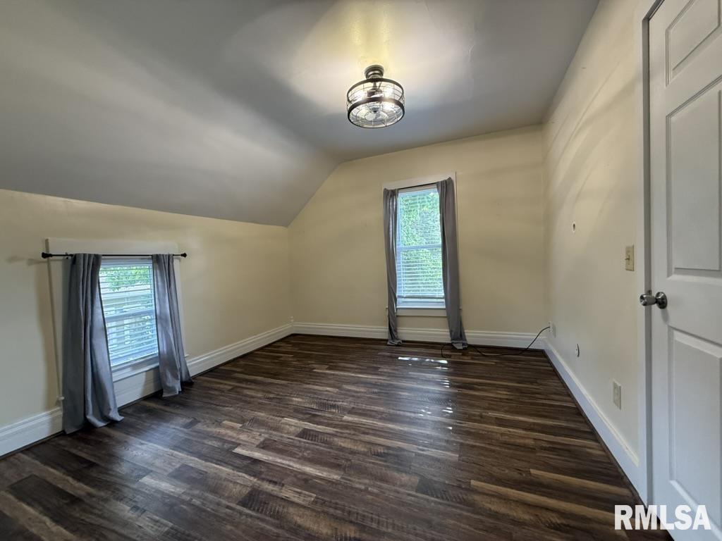 618 S Johnson Street, Macomb, Illinois image 15
