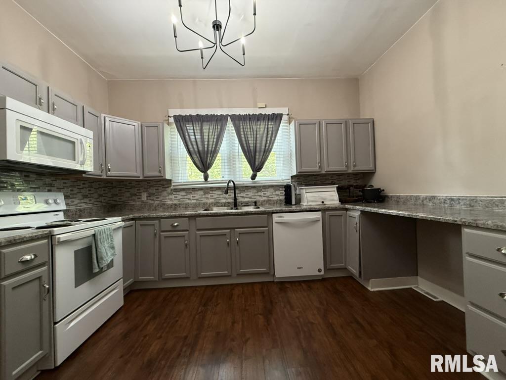 618 S Johnson Street, Macomb, Illinois image 9
