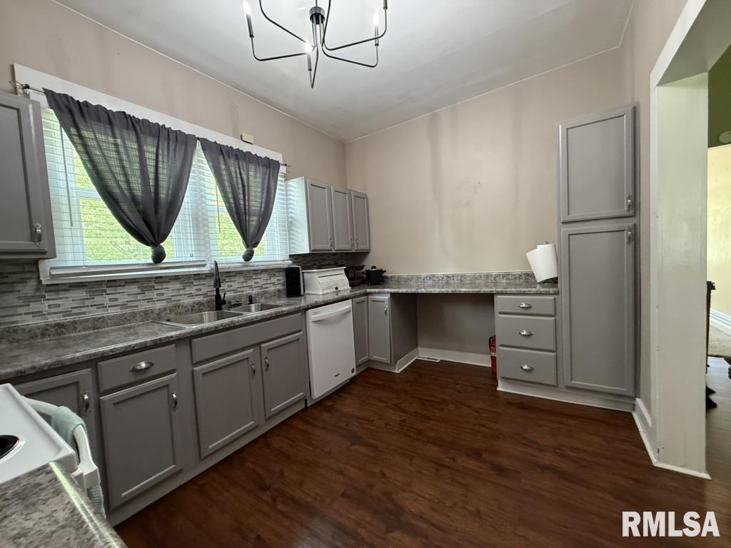 618 S Johnson Street, Macomb, Illinois image 8
