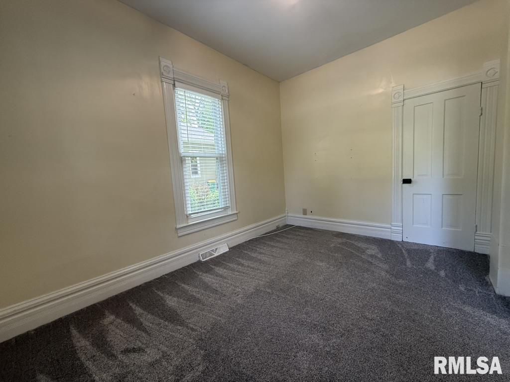 618 S Johnson Street, Macomb, Illinois image 5
