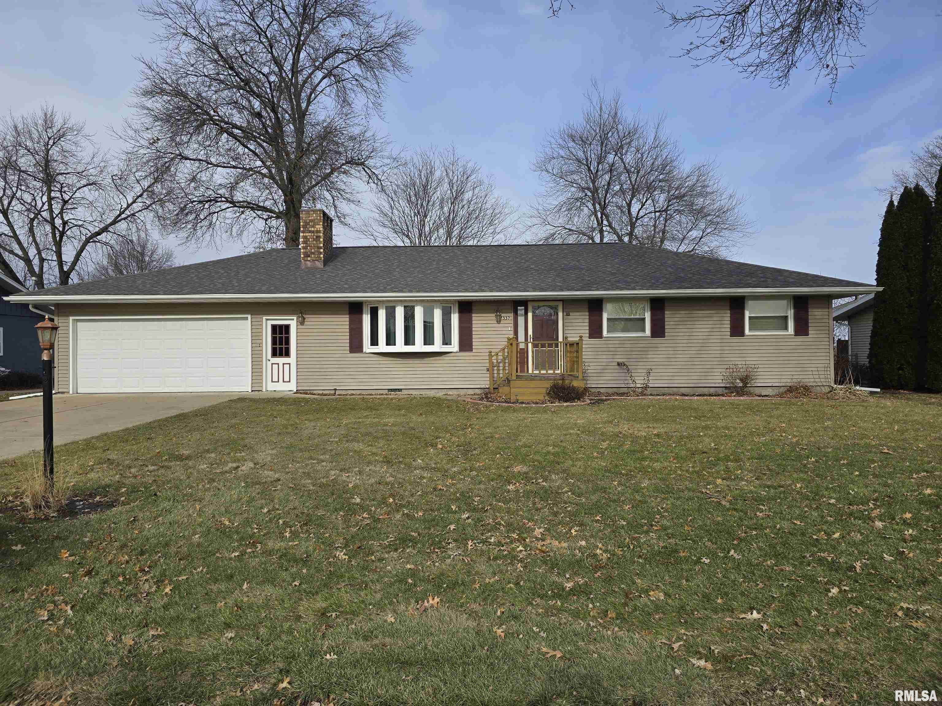 337 Harvester Road, Canton, Illinois image 1