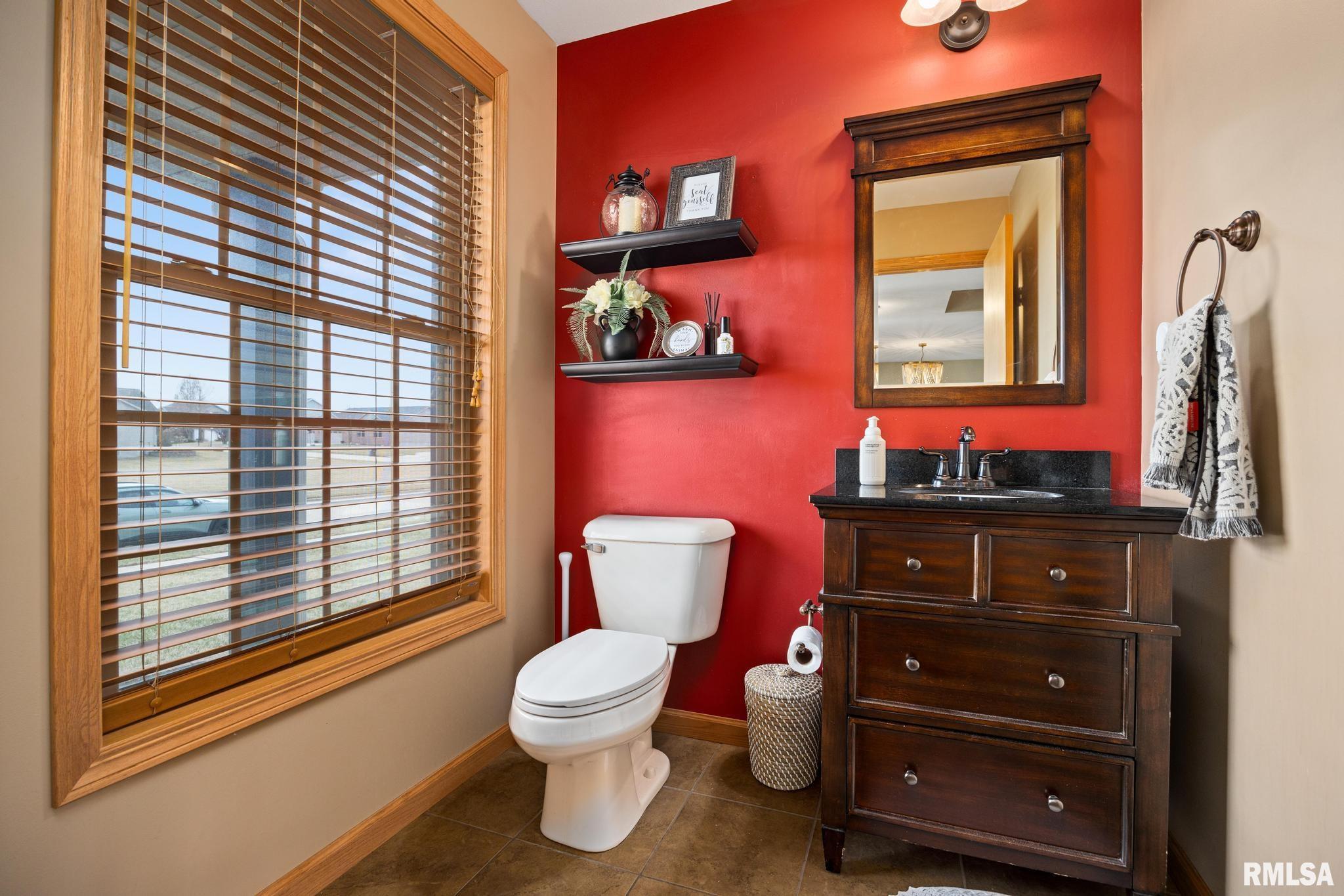 200 Pinehurst Lane, Washington, Illinois image 10