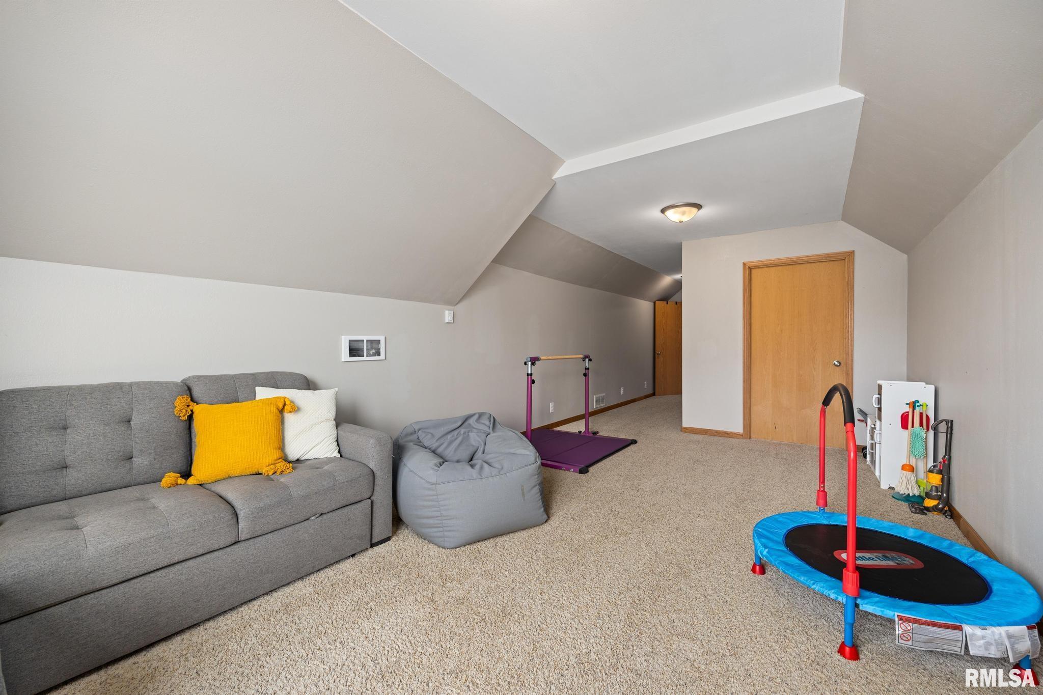 200 Pinehurst Lane, Washington, Illinois image 20