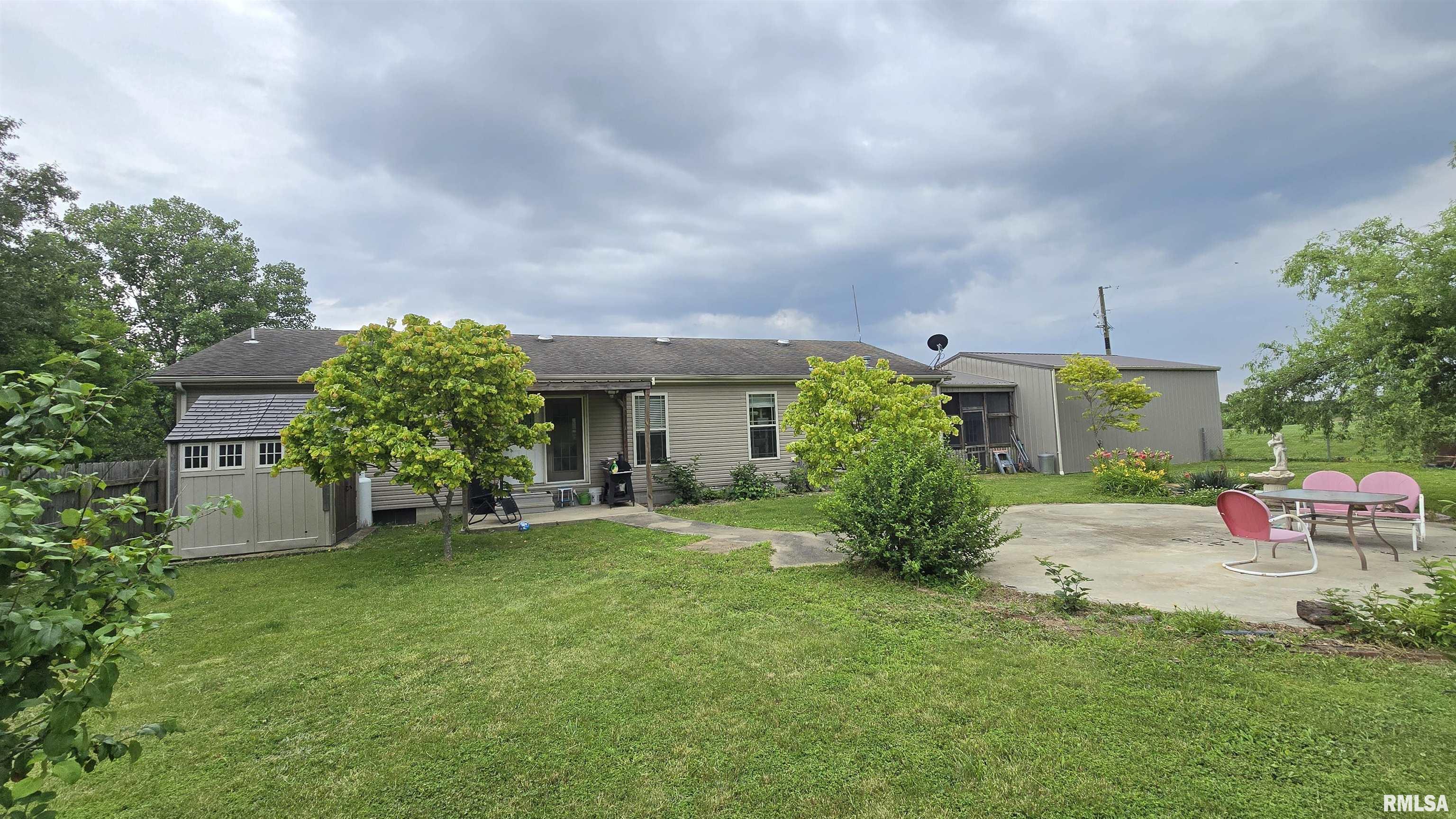 1065 Brushy Creek Church Road, Galatia, Illinois image 6