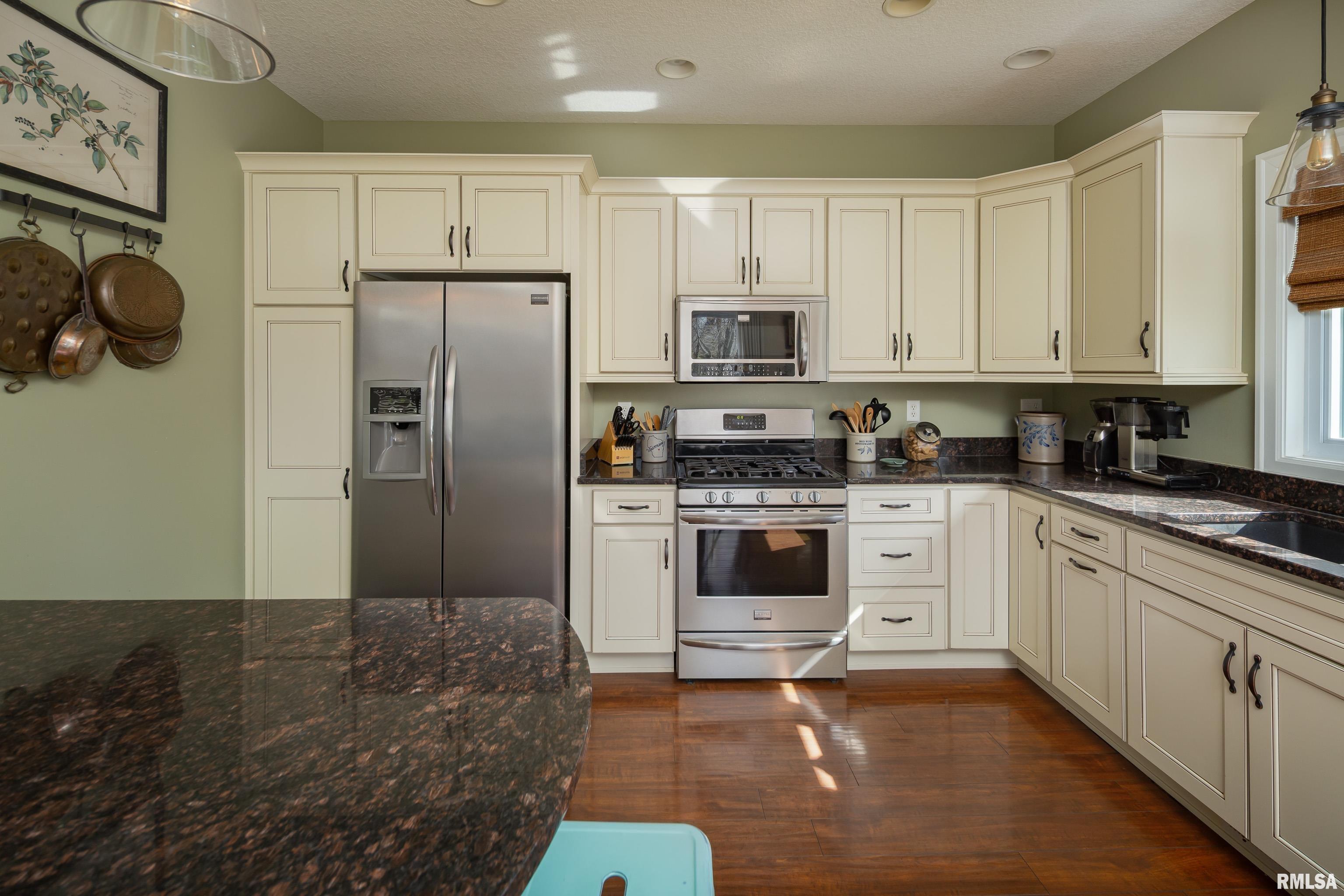 236 Meadowbrook Court, Geneseo, Illinois image 10
