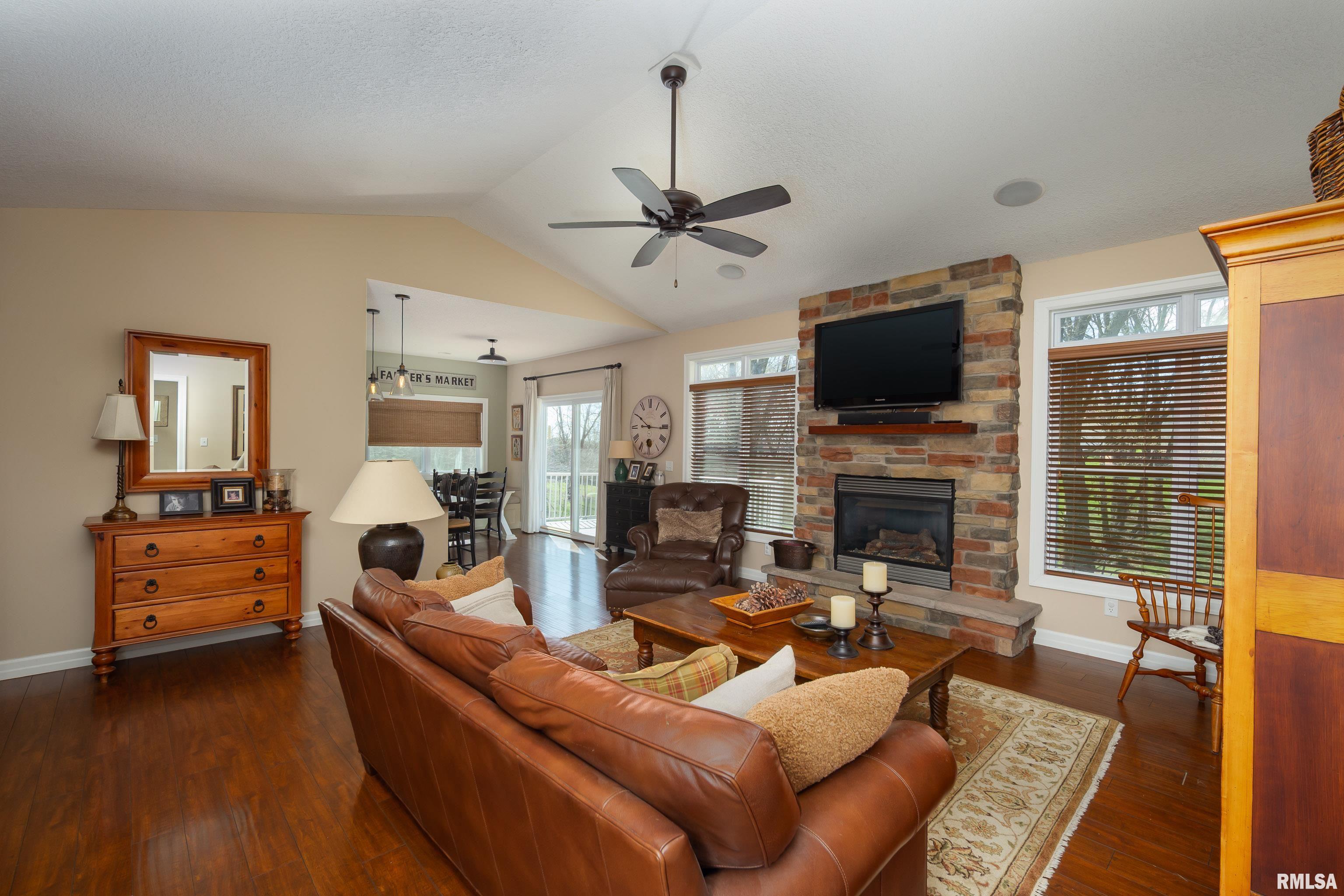 236 Meadowbrook Court, Geneseo, Illinois image 7