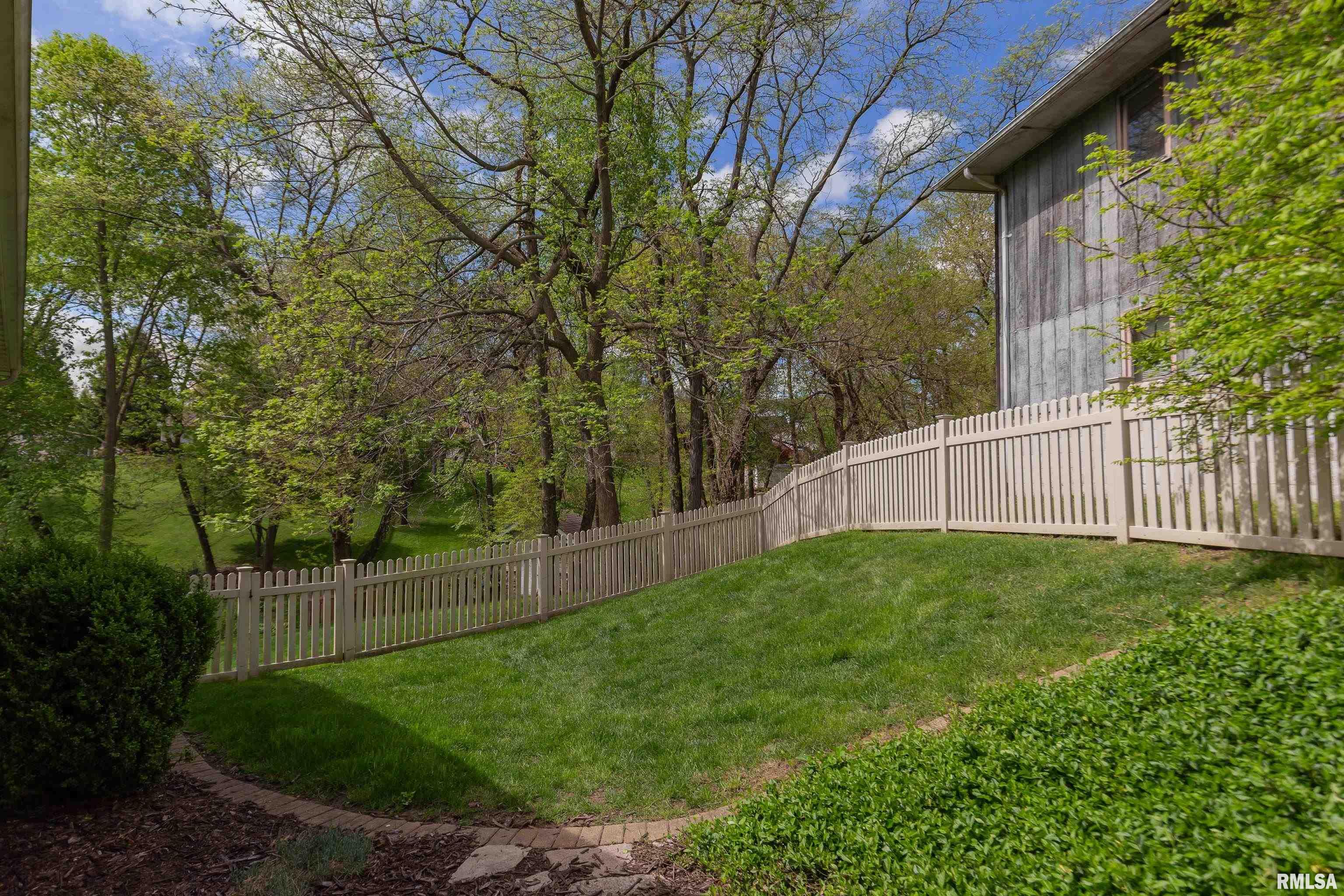 236 Meadowbrook Court, Geneseo, Illinois image 42