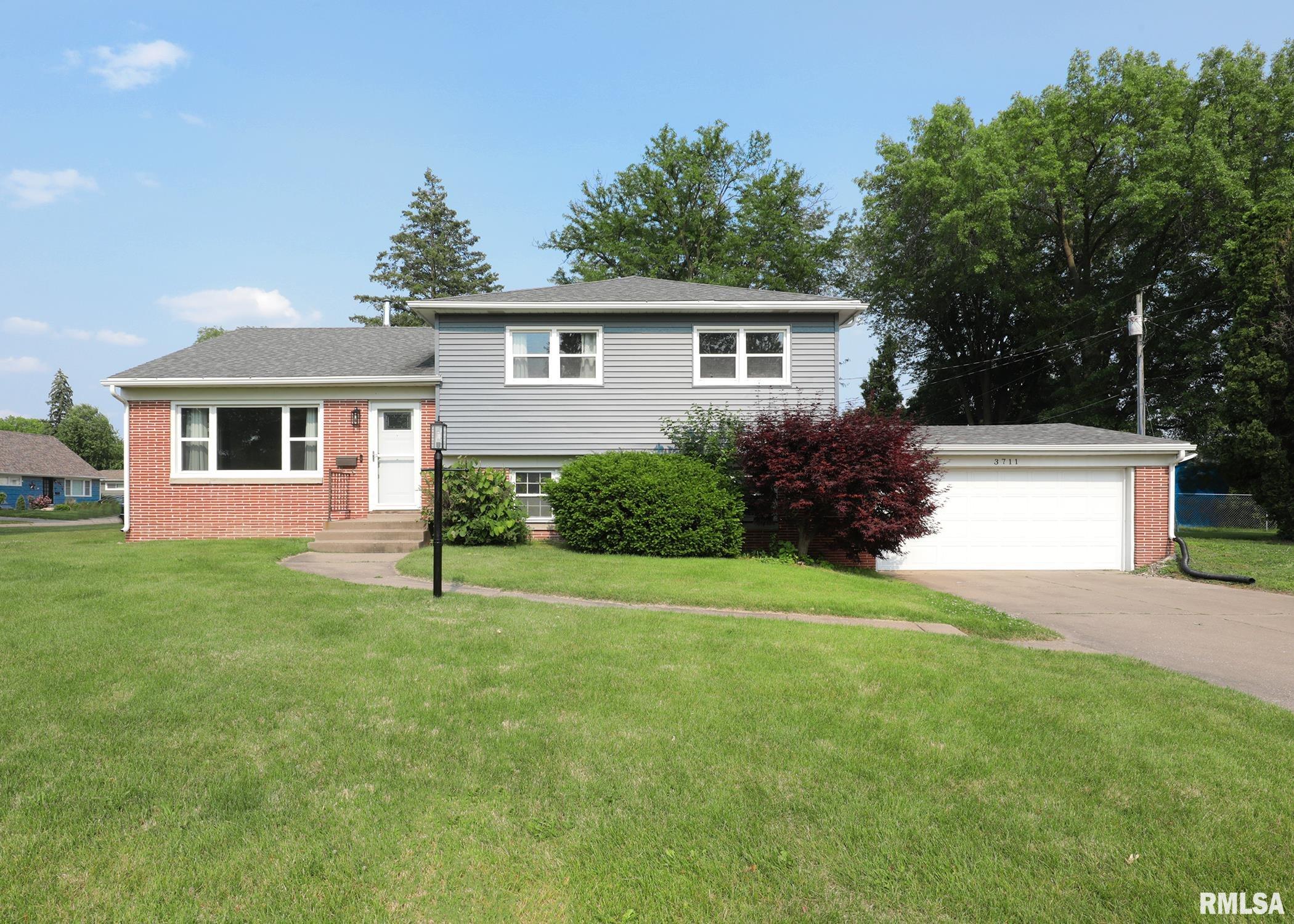 3711 32nd Street, Rock Island, Illinois image 2