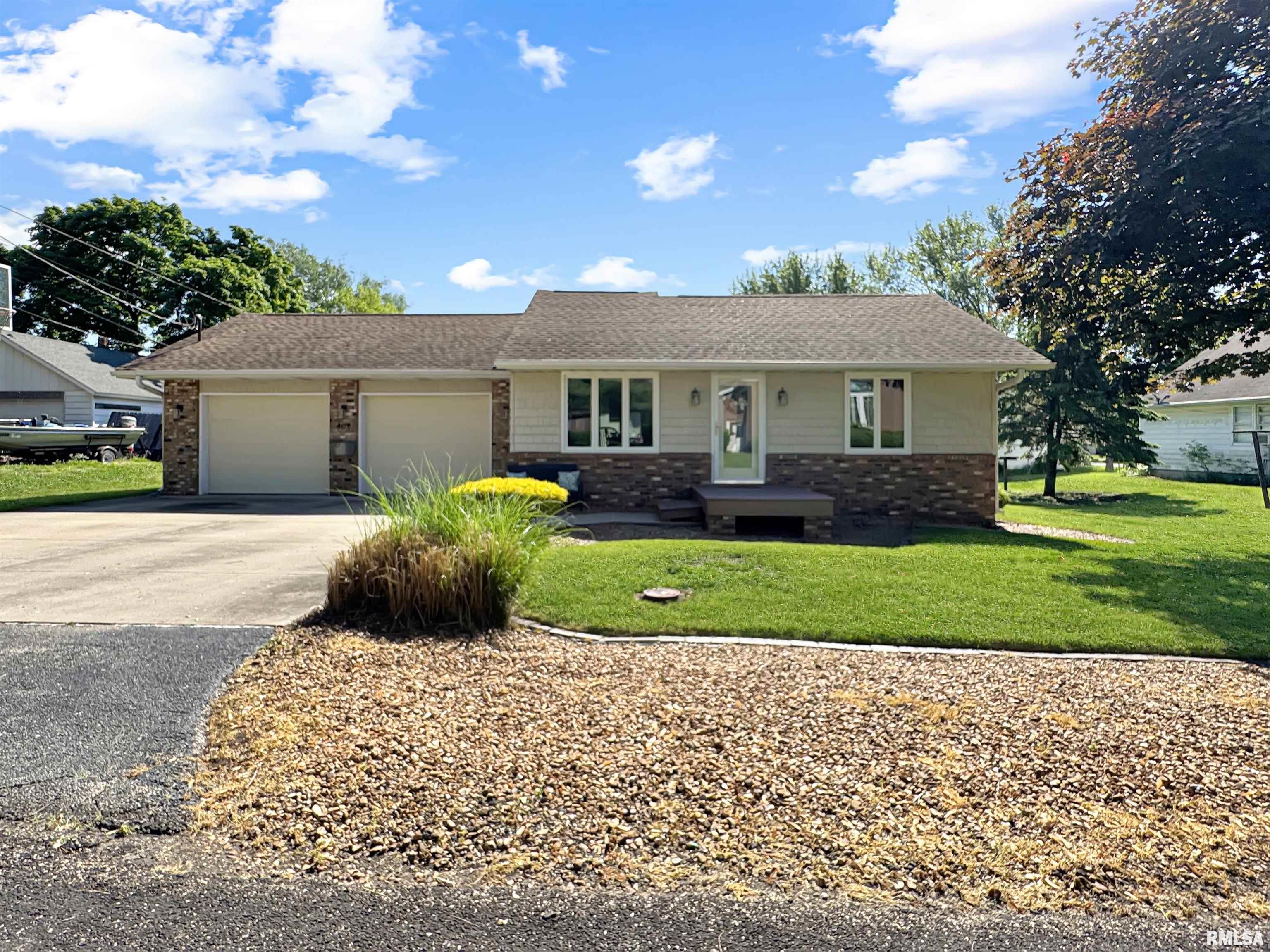 408 S Cedar Street, Delavan, Illinois image 1