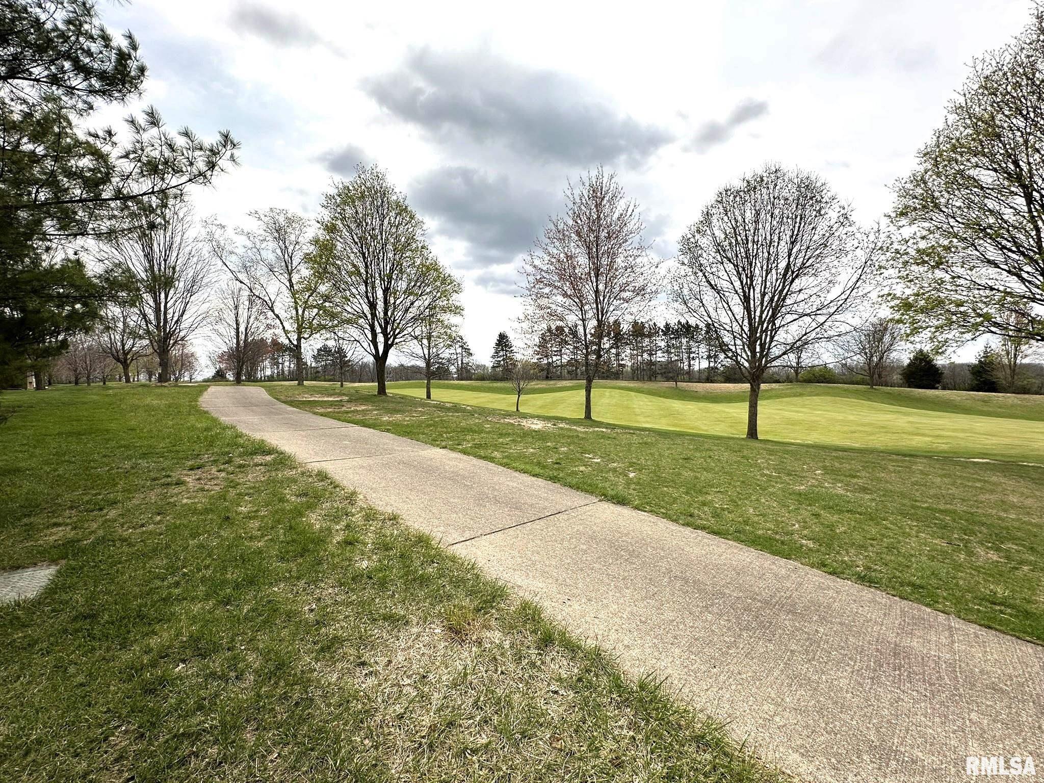 4571 N Thornhill Drive, Peoria, Illinois image 32