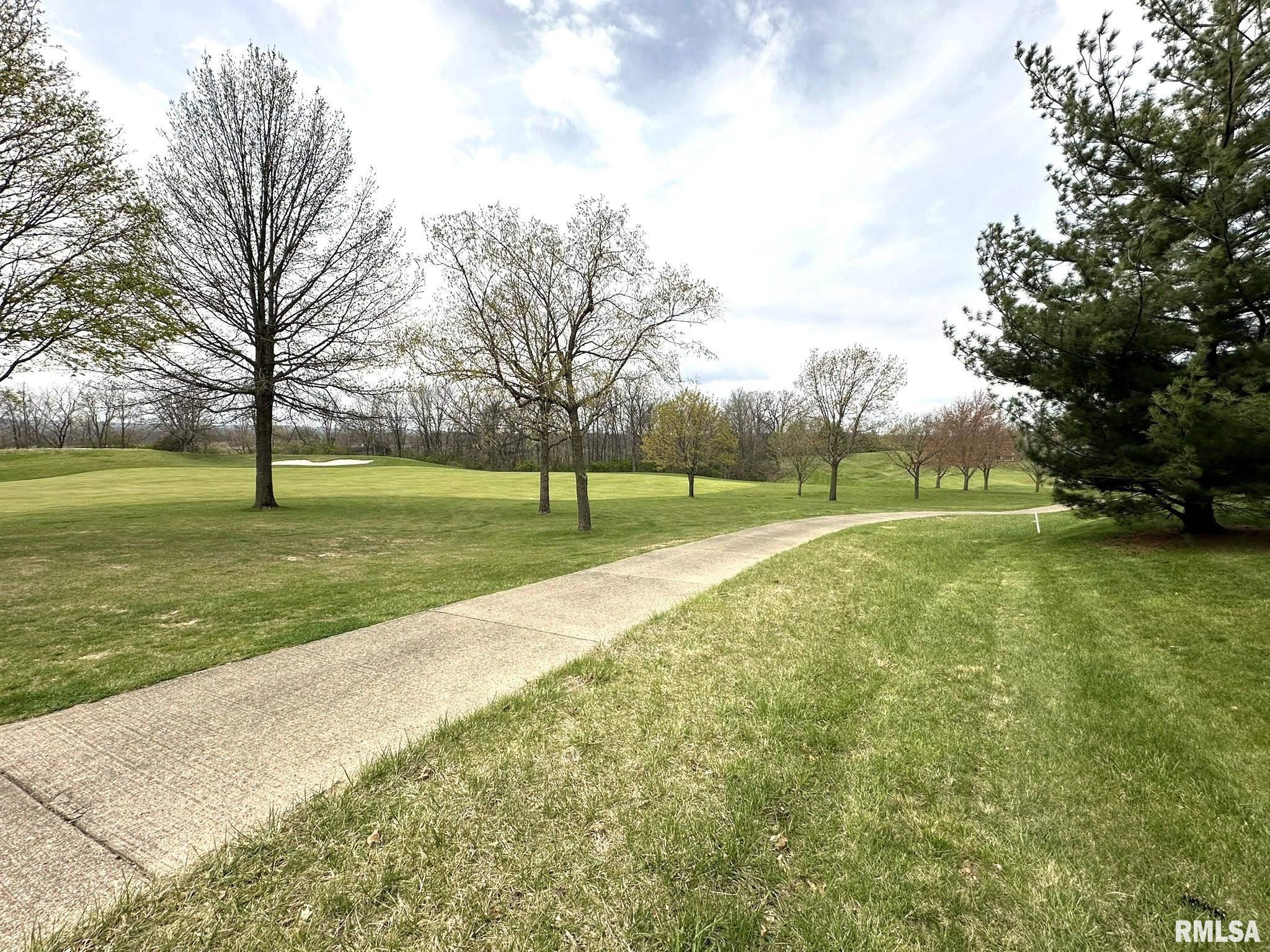 4571 N Thornhill Drive, Peoria, Illinois image 31