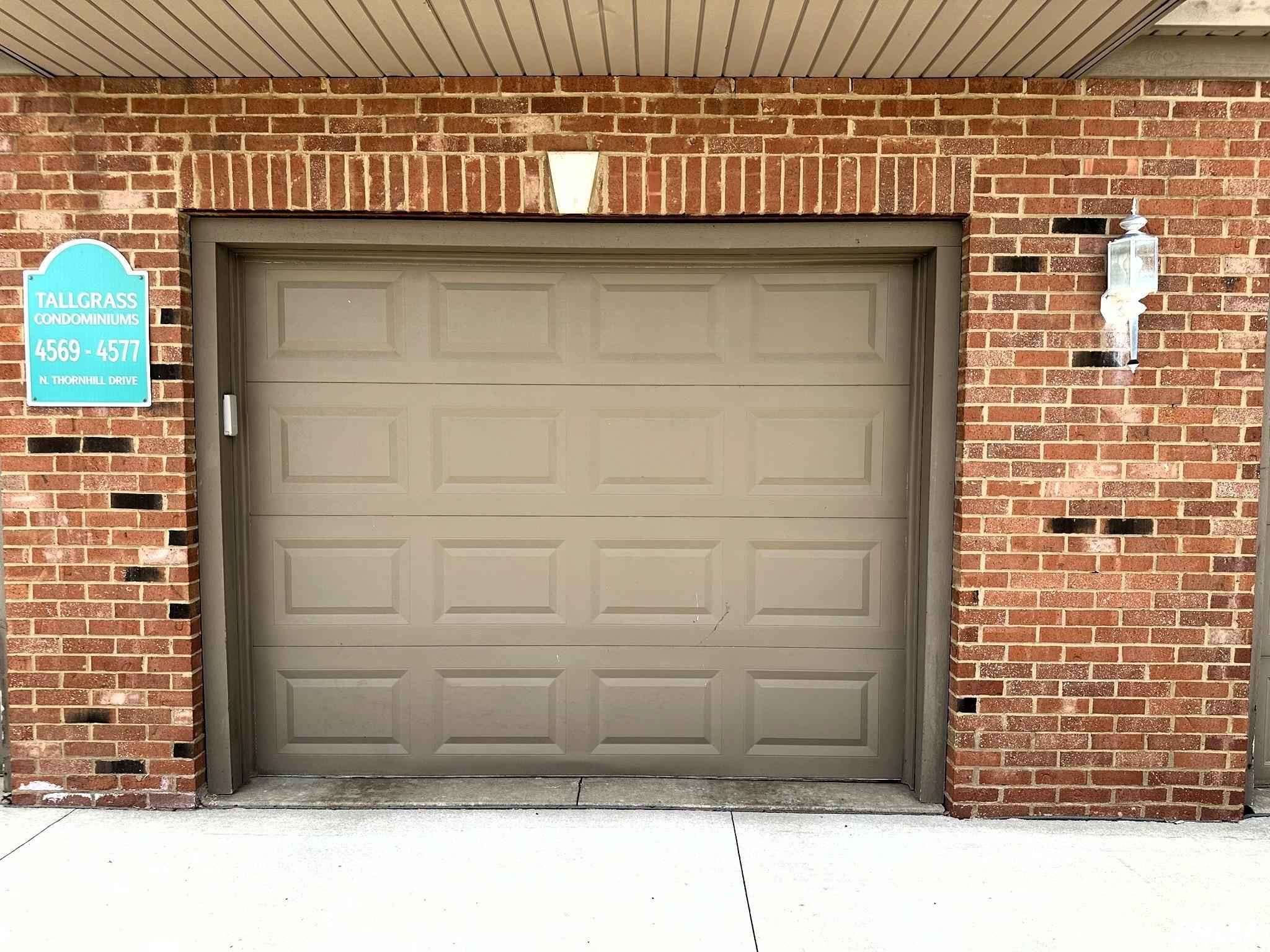 4571 N Thornhill Drive, Peoria, Illinois image 5