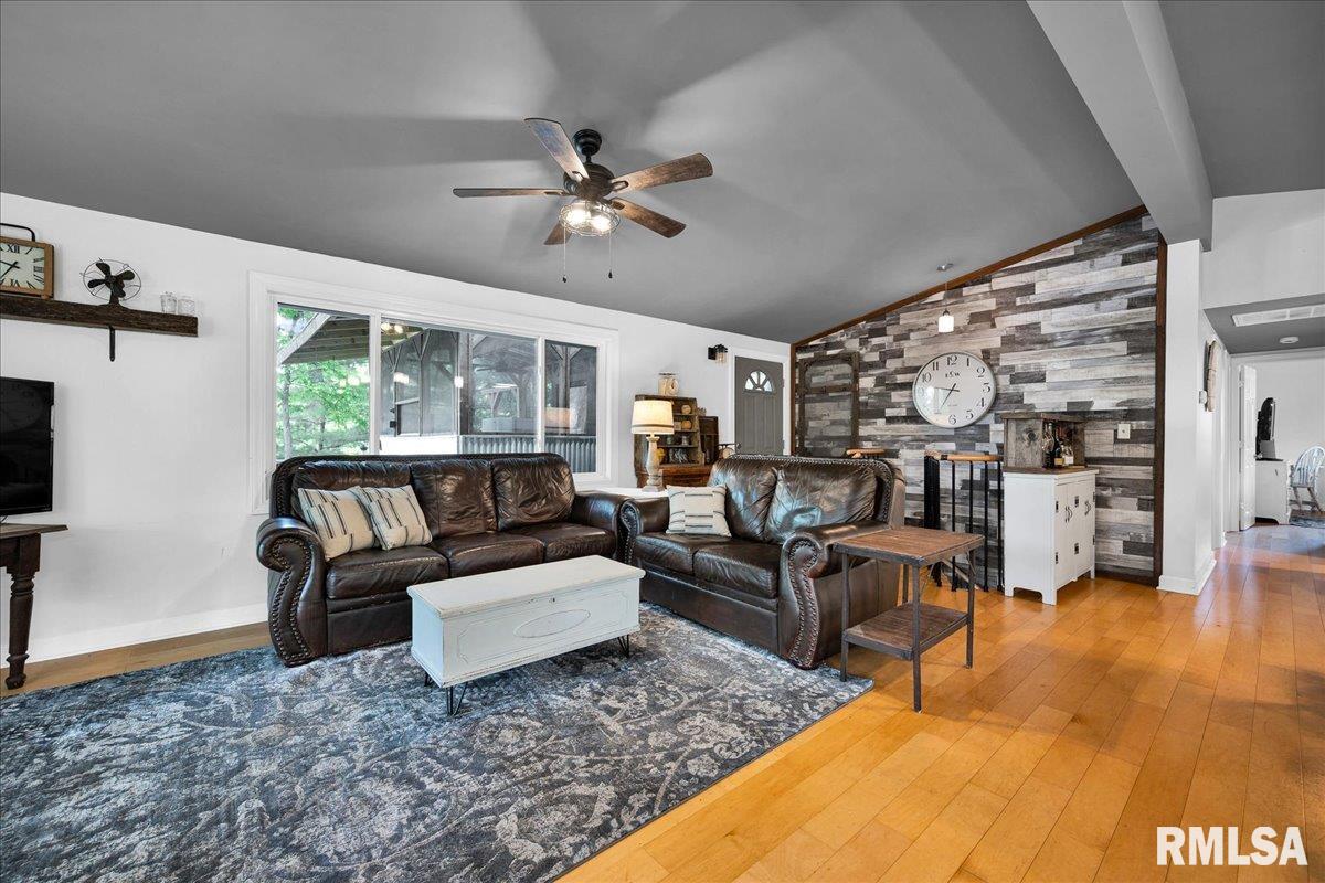 242 Greenleaf Court, Dahinda, Illinois image 8