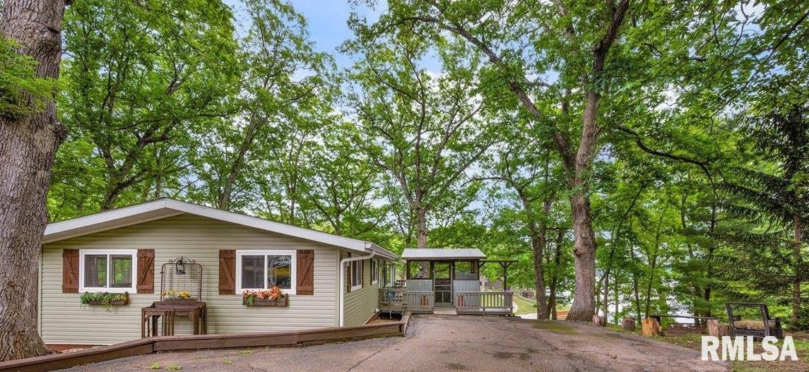 242 Greenleaf Court, Dahinda, Illinois image 1