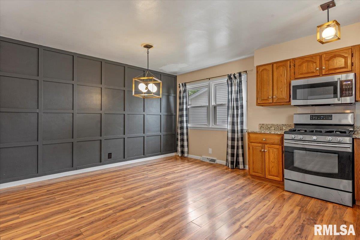 20 Foresters Lane, Springfield, Illinois image 12