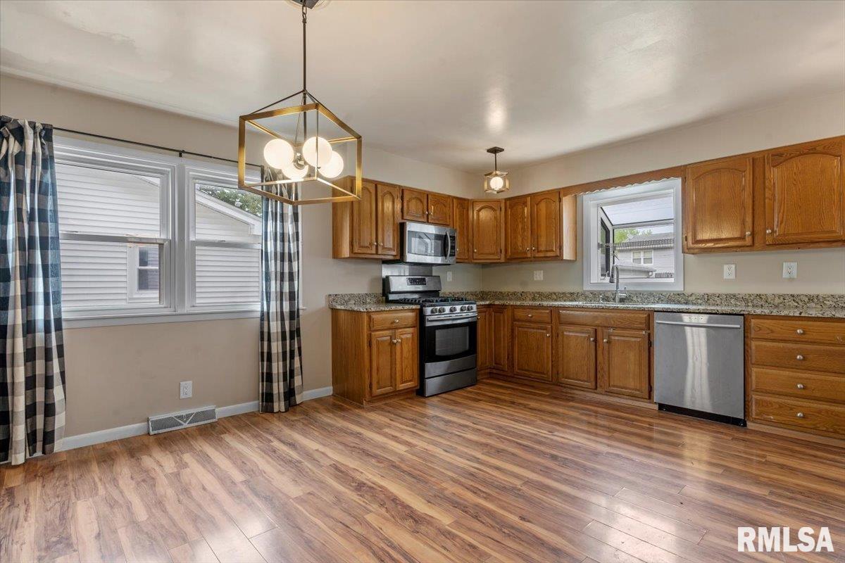 20 Foresters Lane, Springfield, Illinois image 9