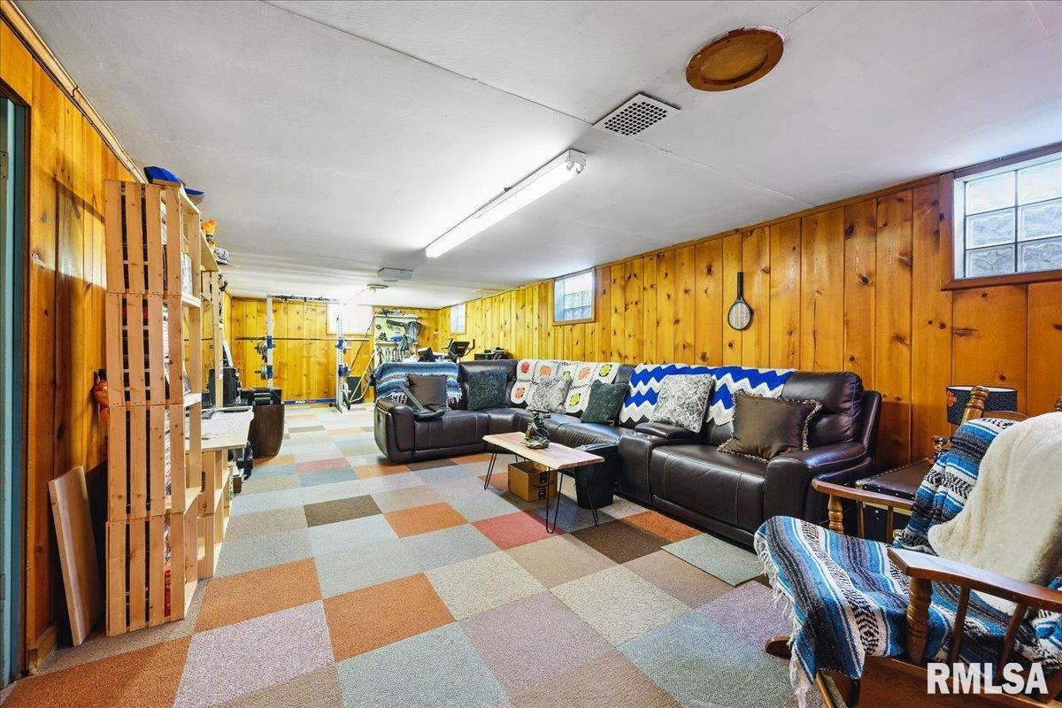 3401 N Bigelow Street, Peoria, Illinois image 20