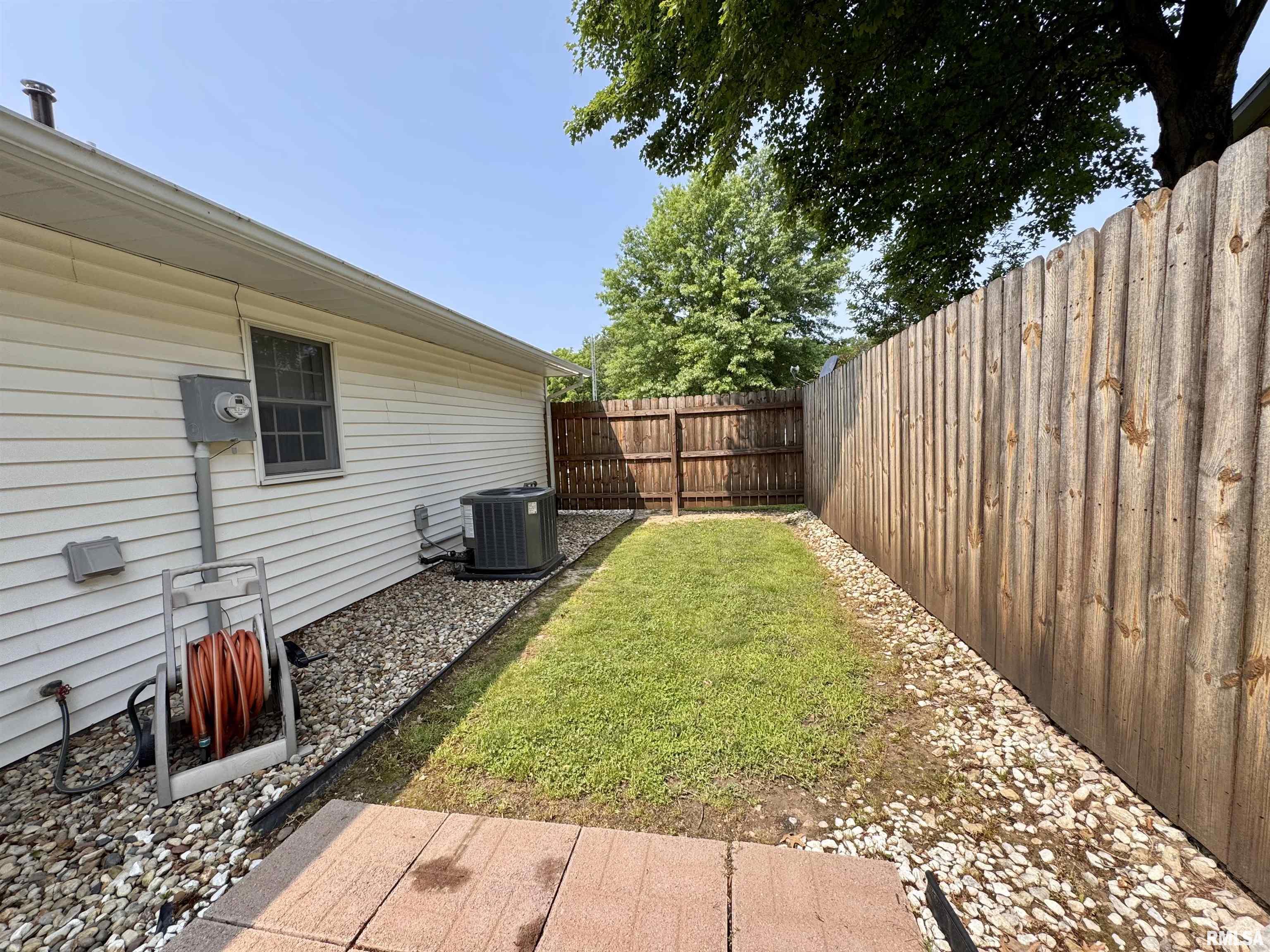 1612 Joyce Lane, Macomb, Illinois image 22