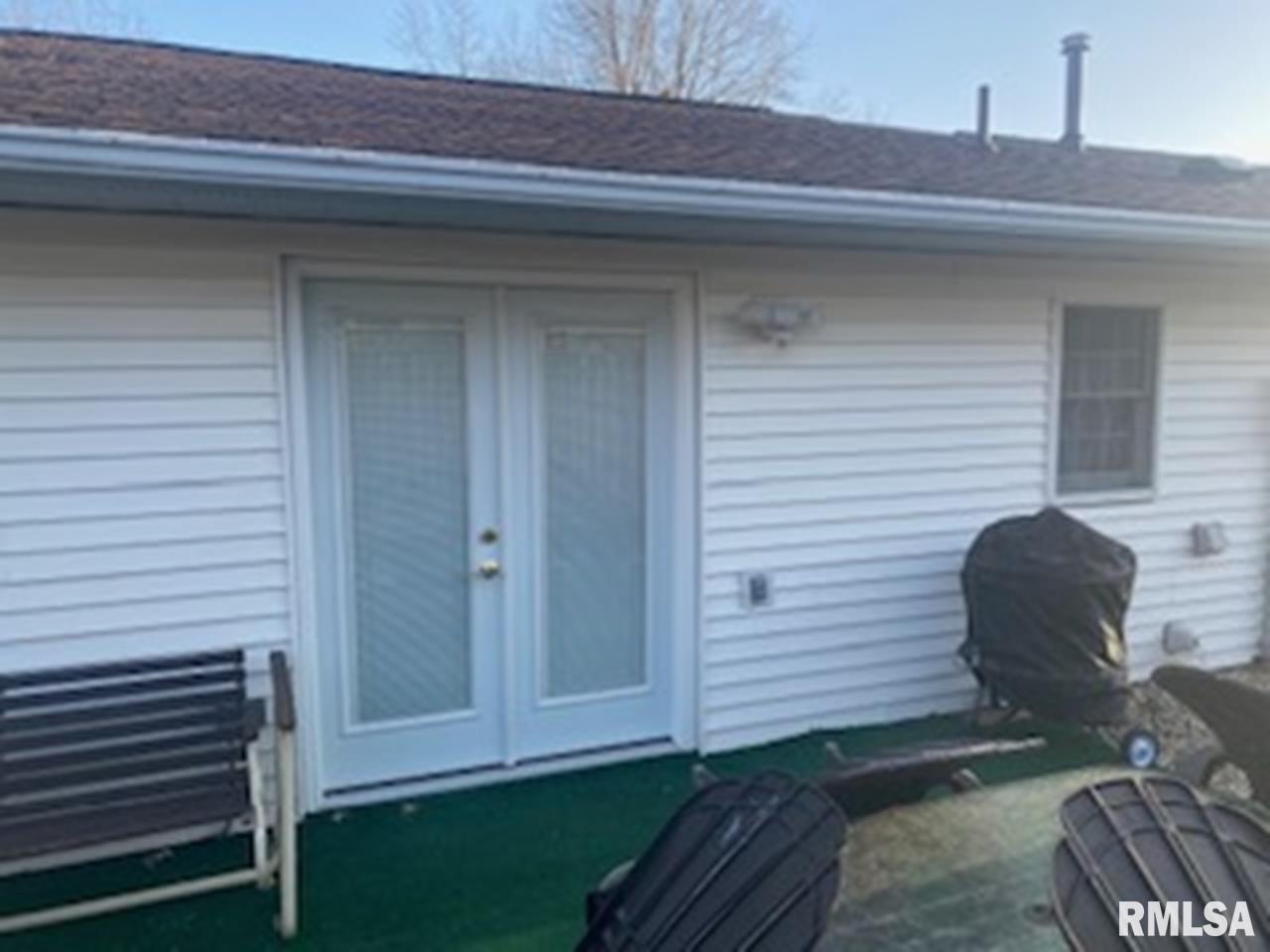 1612 Joyce Lane, Macomb, Illinois image 8