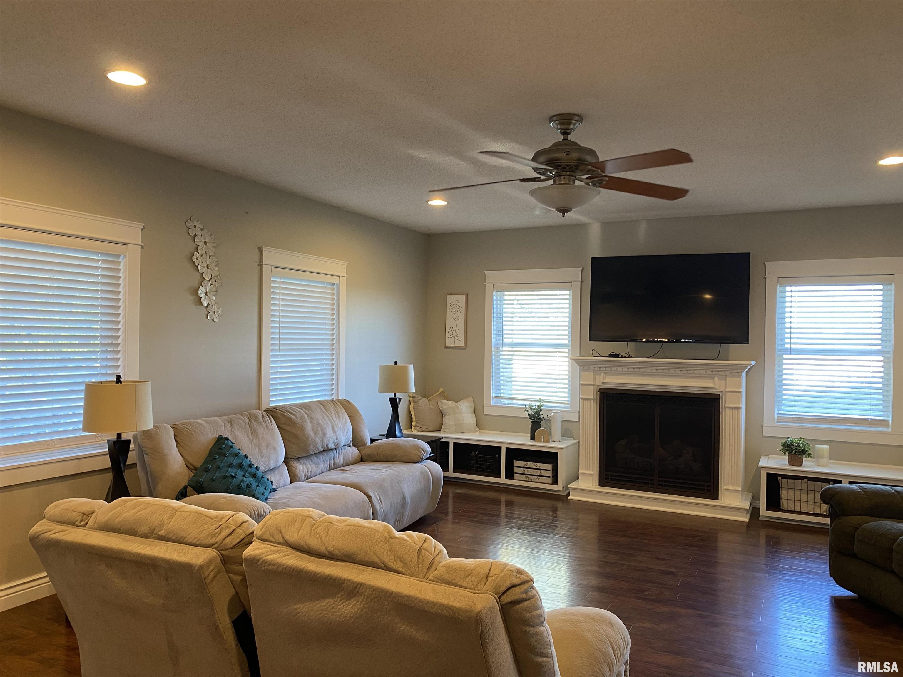 107 Jenkins Road, Murphysboro, Illinois image 5
