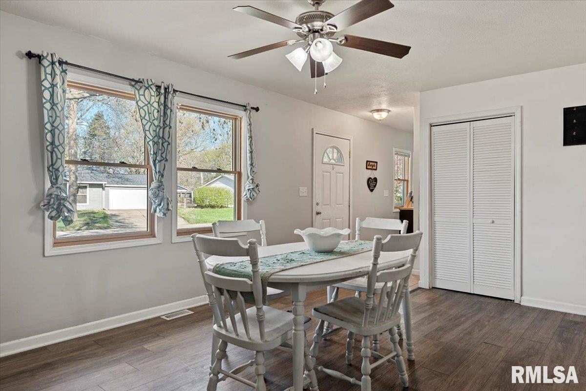 1626 Fairmont Drive, Springfield, Illinois image 5