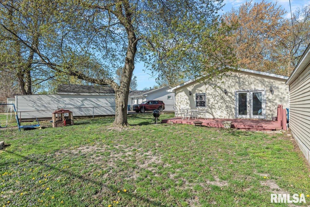 1626 Fairmont Drive, Springfield, Illinois image 24
