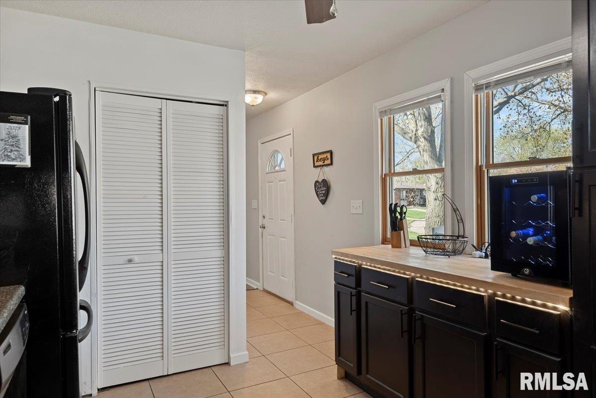 1626 Fairmont Drive, Springfield, Illinois image 11