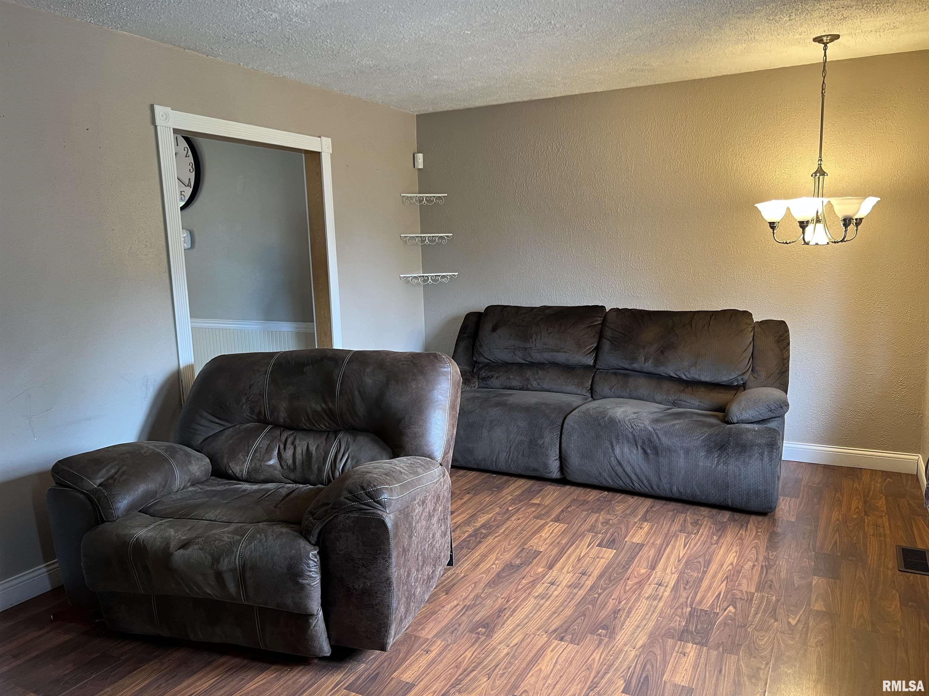 207 Mimosa Lane, Washington, Illinois image 20
