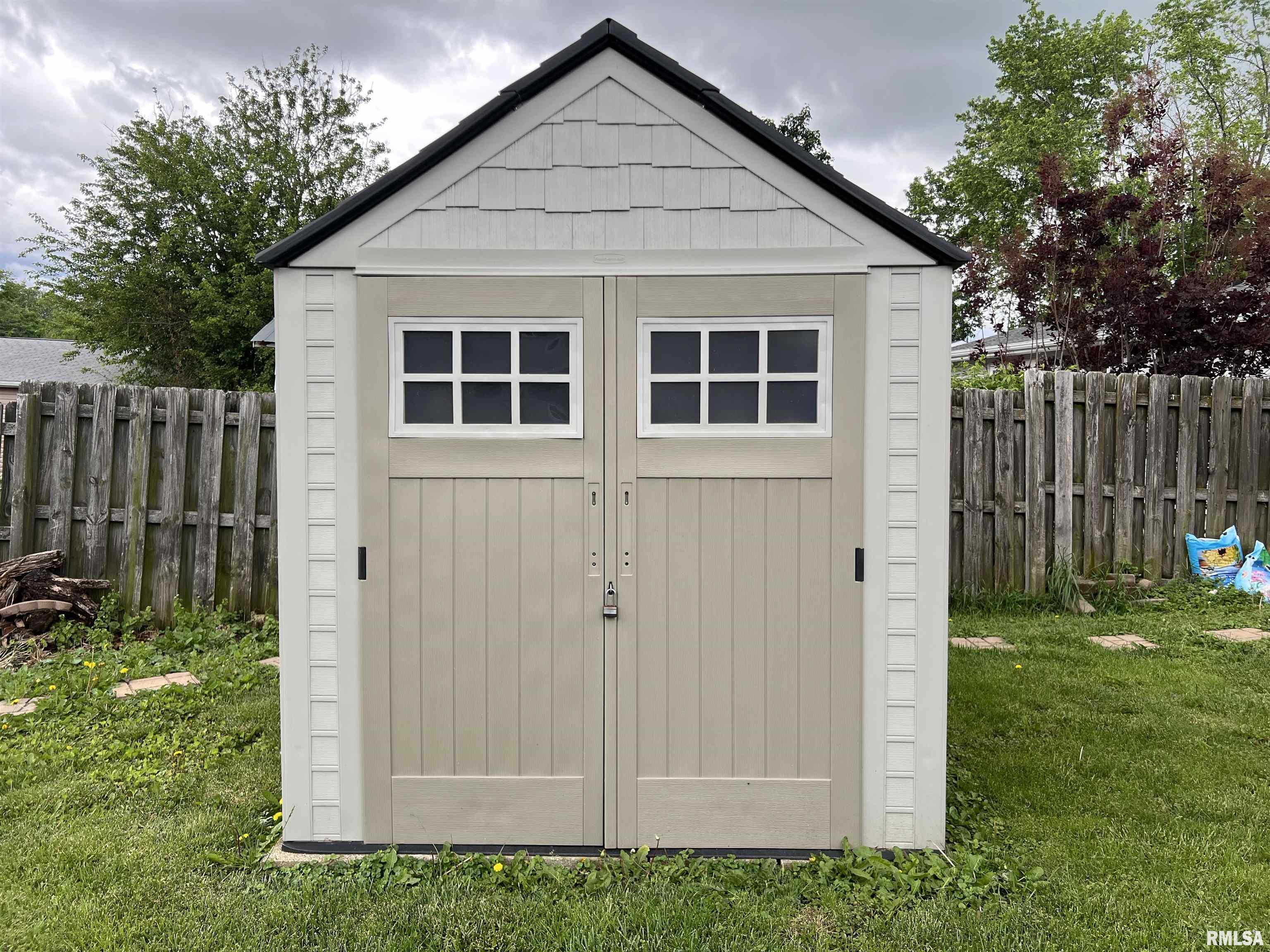 207 Mimosa Lane, Washington, Illinois image 9